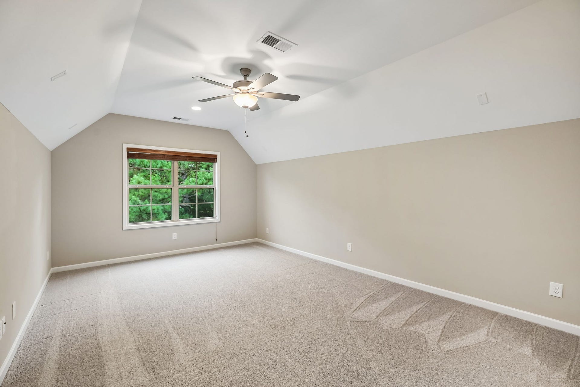 248 Doak Rd, Manchester, TN 37355 248 Doak Rd, Manchester, TN 37355