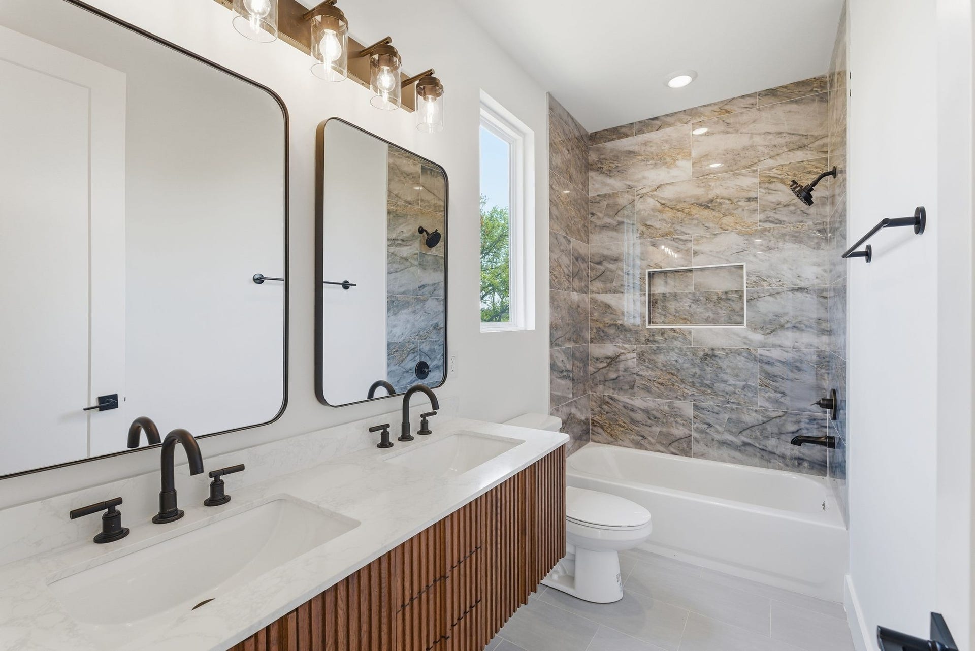161A Fain St, Nashville, TN 37210 161A Fain St, Nashville, TN 37210