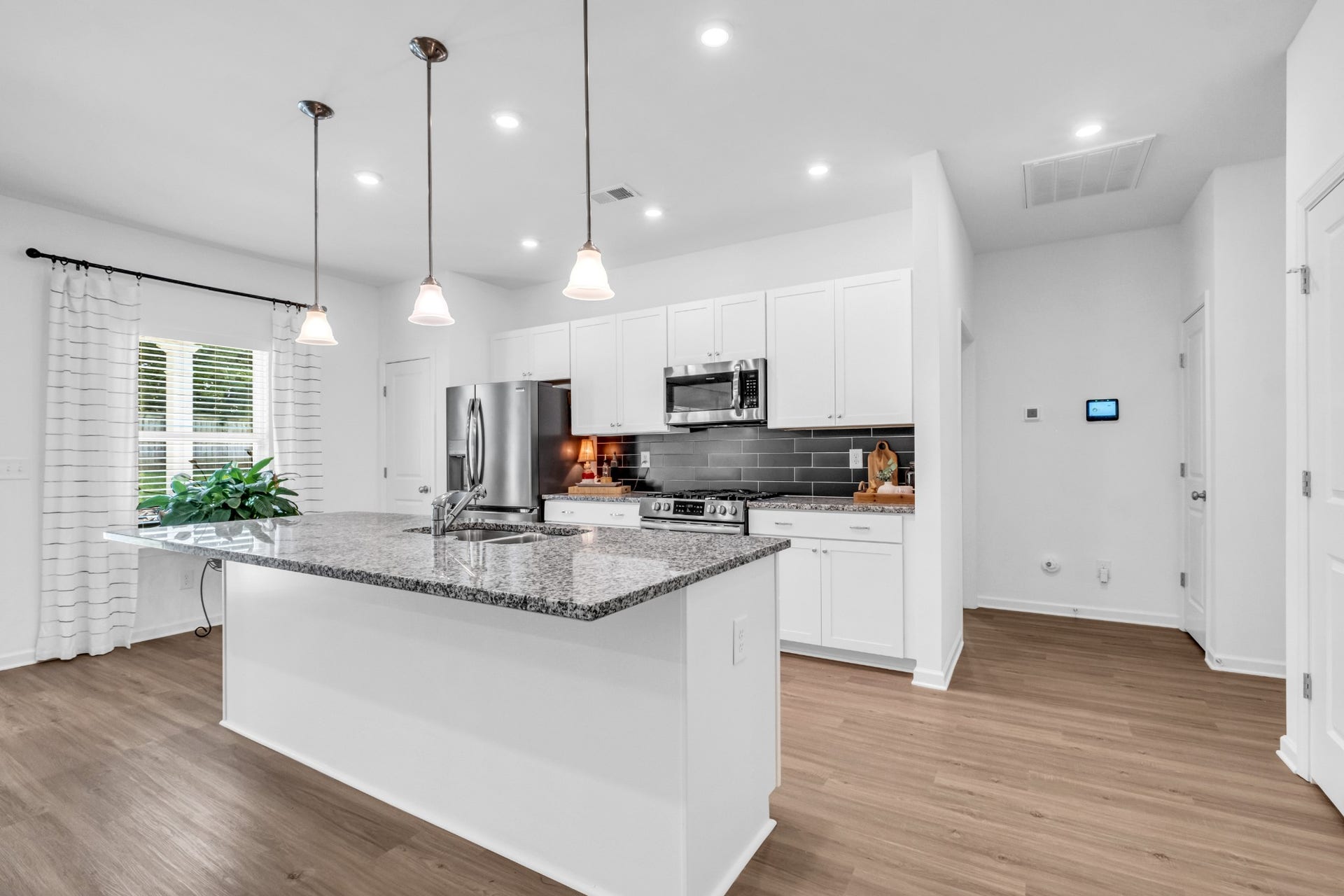 1838 Holdens Holw, Columbia, TN 38401 1838 Holdens Holw, Columbia, TN 38401