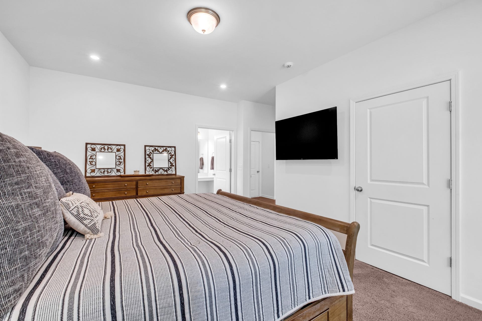 1838 Holdens Holw, Columbia, TN 38401 1838 Holdens Holw, Columbia, TN 38401