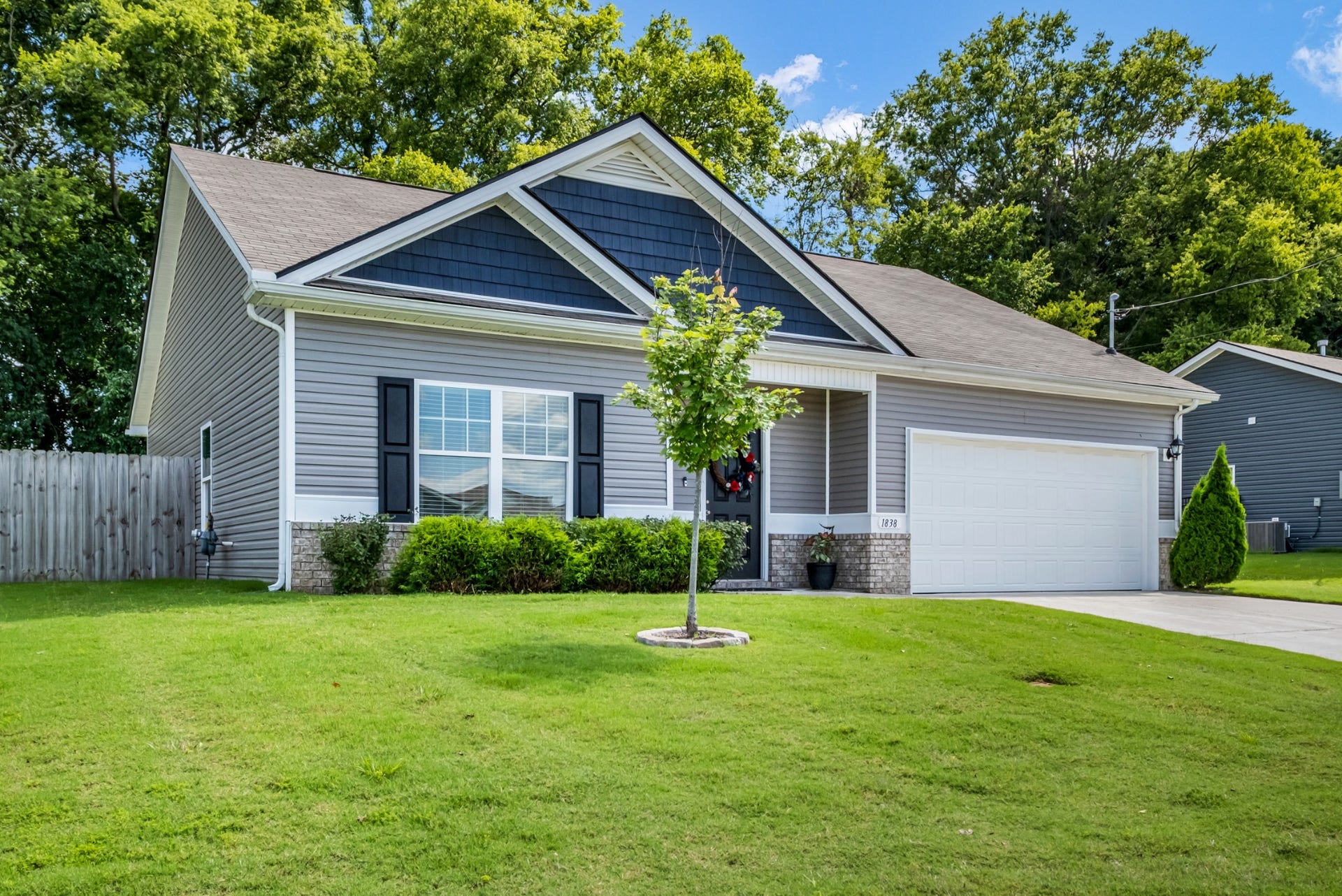 1838 Holdens Holw, Columbia, TN 38401 1838 Holdens Holw, Columbia, TN 38401