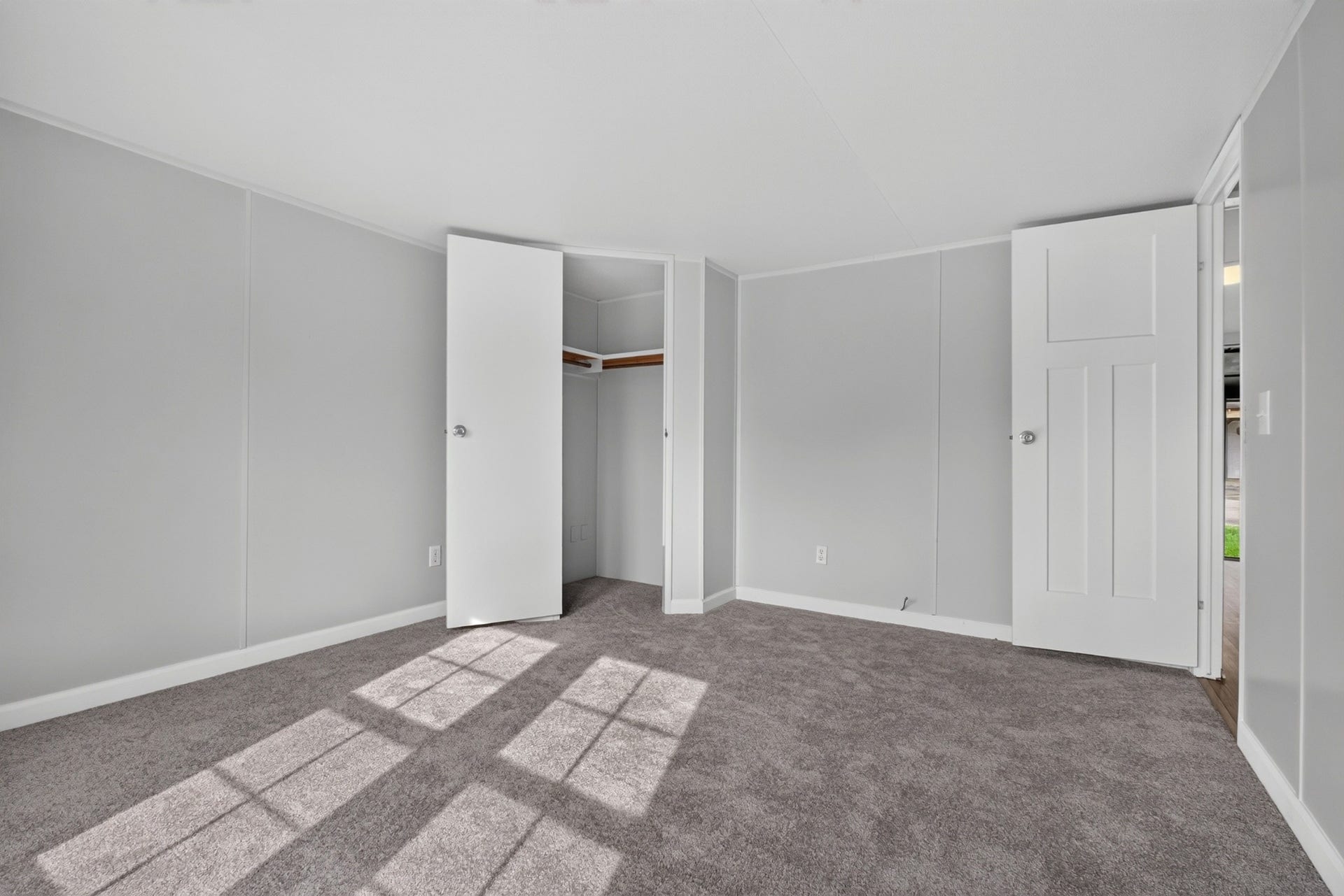 638 Manustown Rd, Woodbury, TN 37190