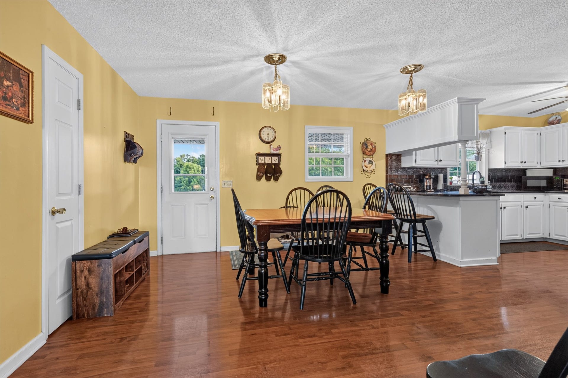 250 High Meadows Ln, Shelbyville, TN 37160 250 High Meadows Ln, Shelbyville, TN 37160