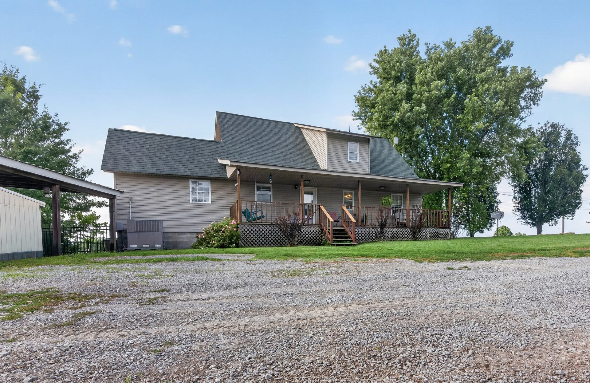 250 High Meadows Ln, Shelbyville, TN 37160 250 High Meadows Ln, Shelbyville, TN 37160