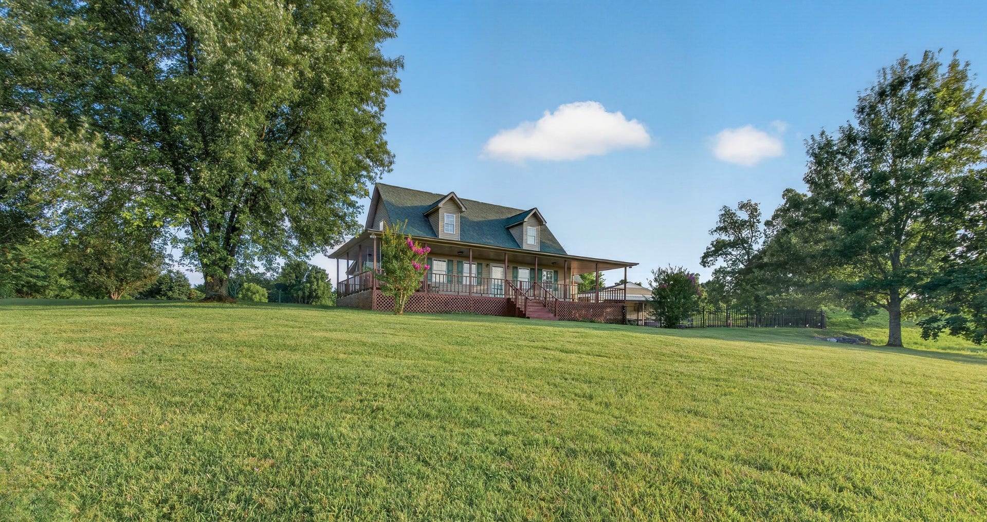 250 High Meadows Ln, Shelbyville, TN 37160 250 High Meadows Ln, Shelbyville, TN 37160