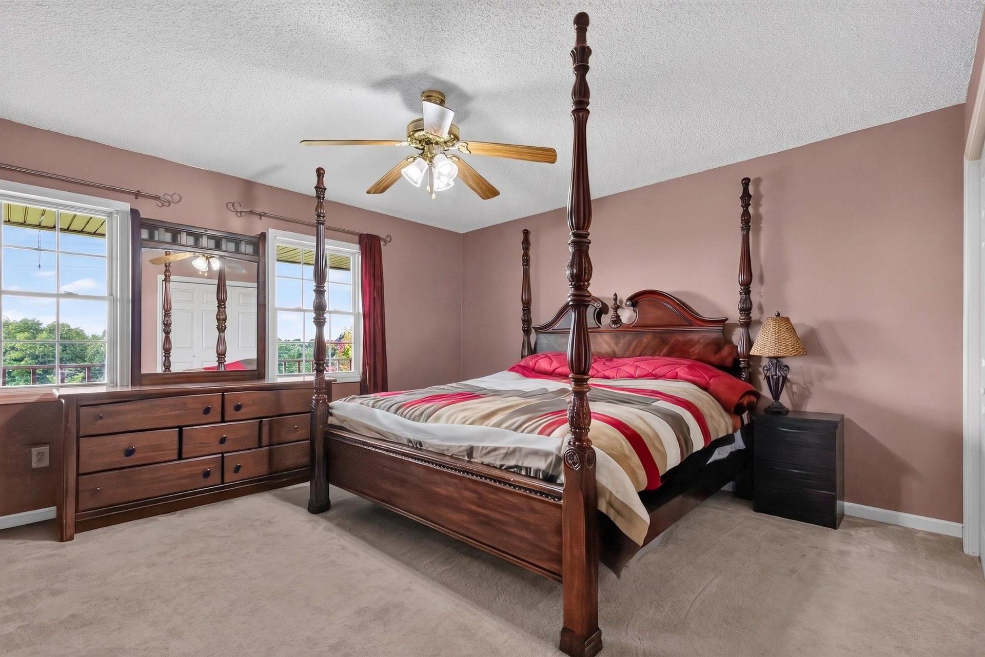 250 High Meadows Ln, Shelbyville, TN 37160 250 High Meadows Ln, Shelbyville, TN 37160