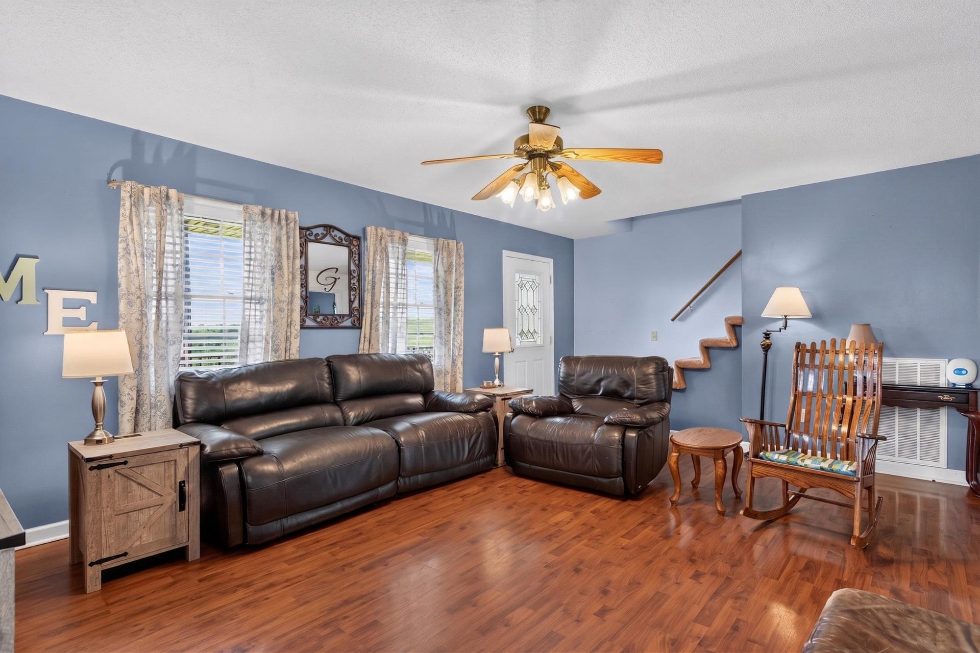 250 High Meadows Ln, Shelbyville, TN 37160 250 High Meadows Ln, Shelbyville, TN 37160