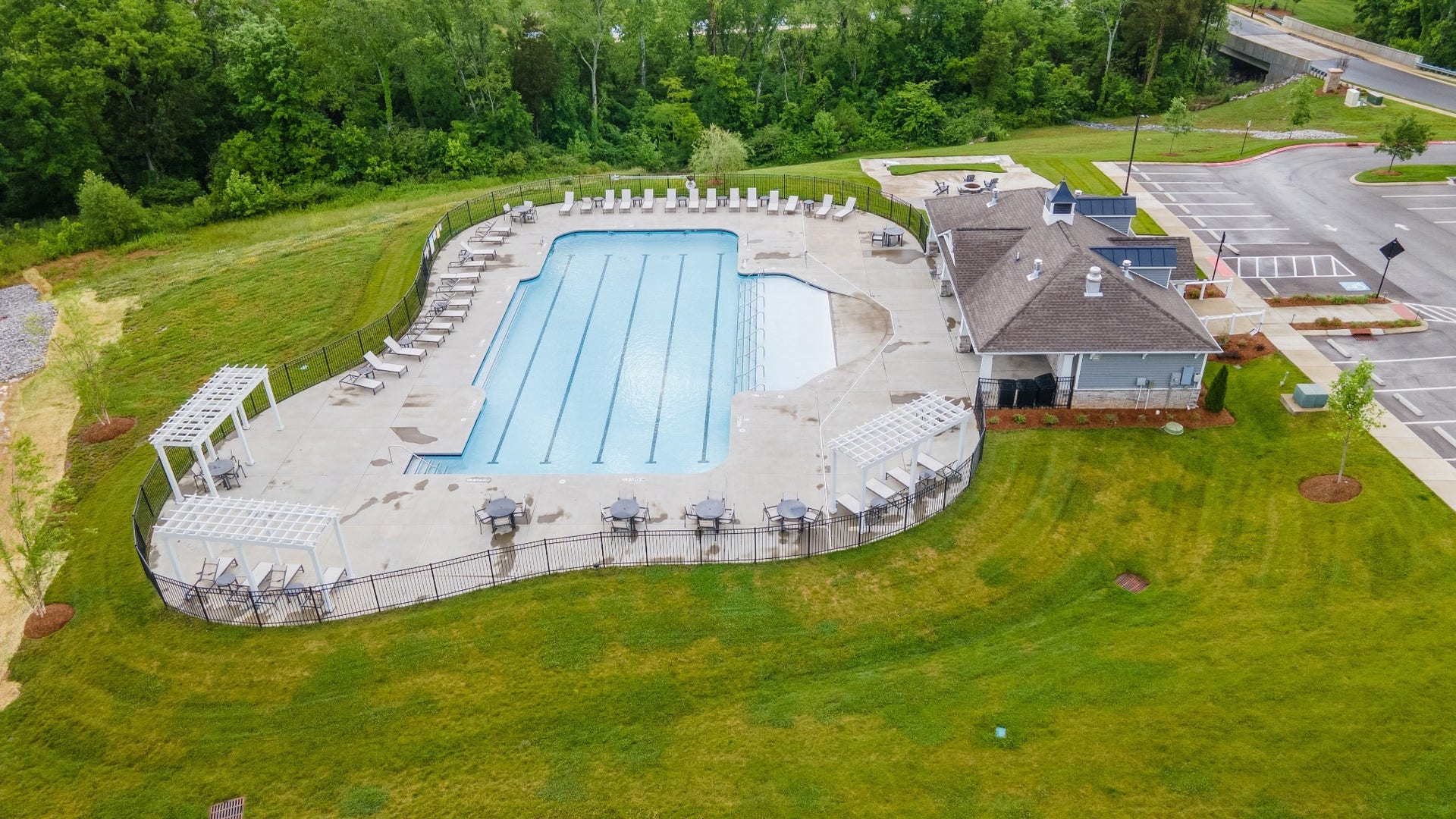 3206 Hearth Hollow Rd, Columbia, TN 38401 All fun, no maintenance