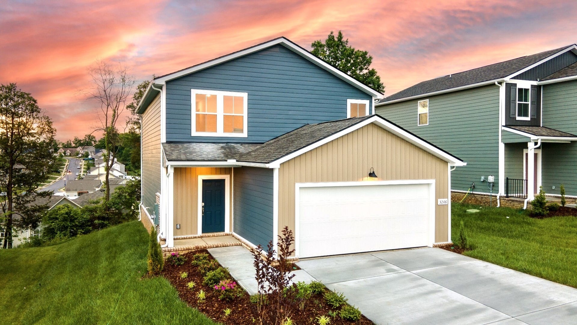 3206 Hearth Hollow Rd, Columbia, TN 38401 4 bed / 3 bath / Built in 2024
