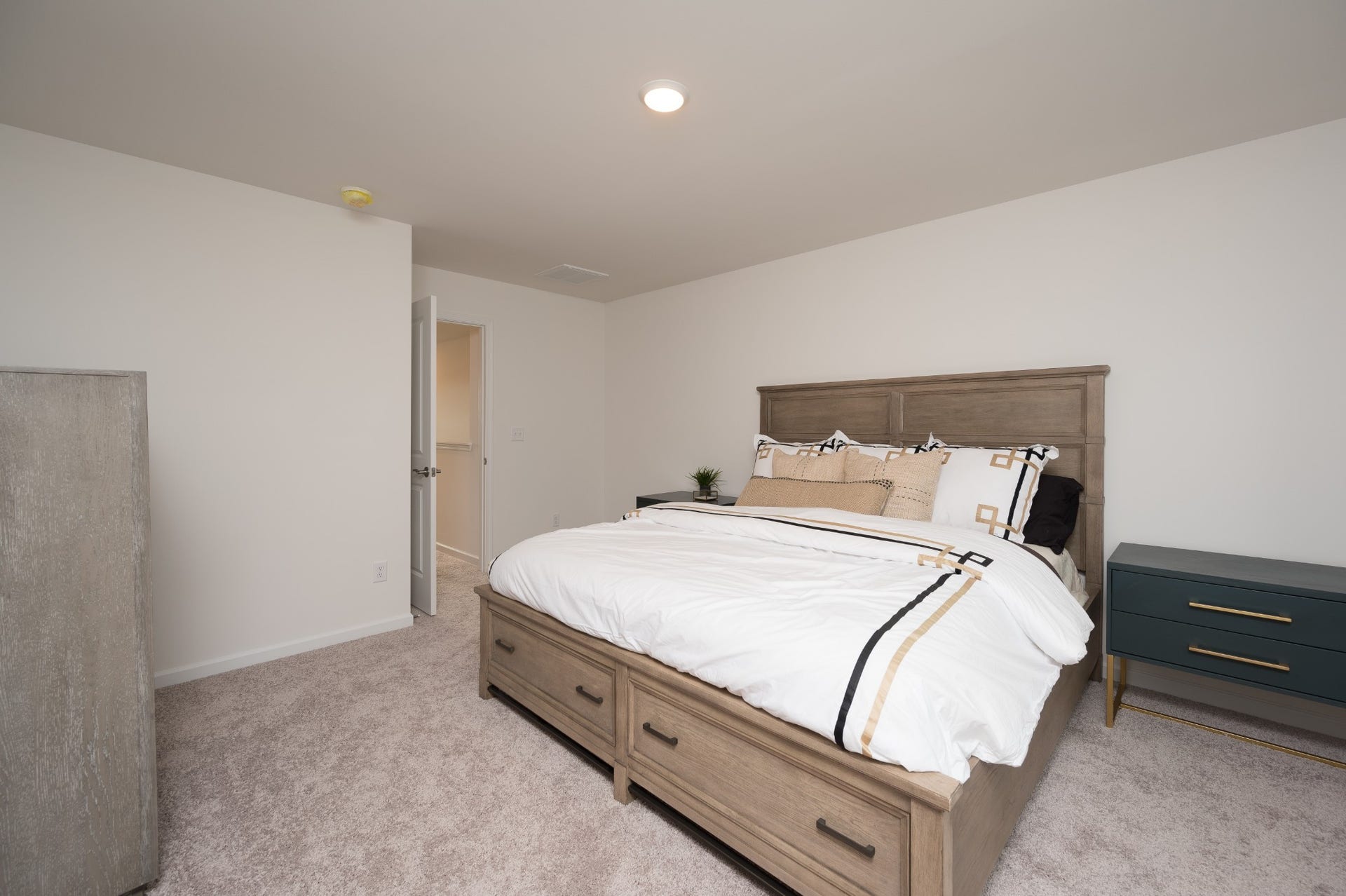 3206 Hearth Hollow Rd, Columbia, TN 38401 Primary bedroom - 1 of 4 total bedrooms