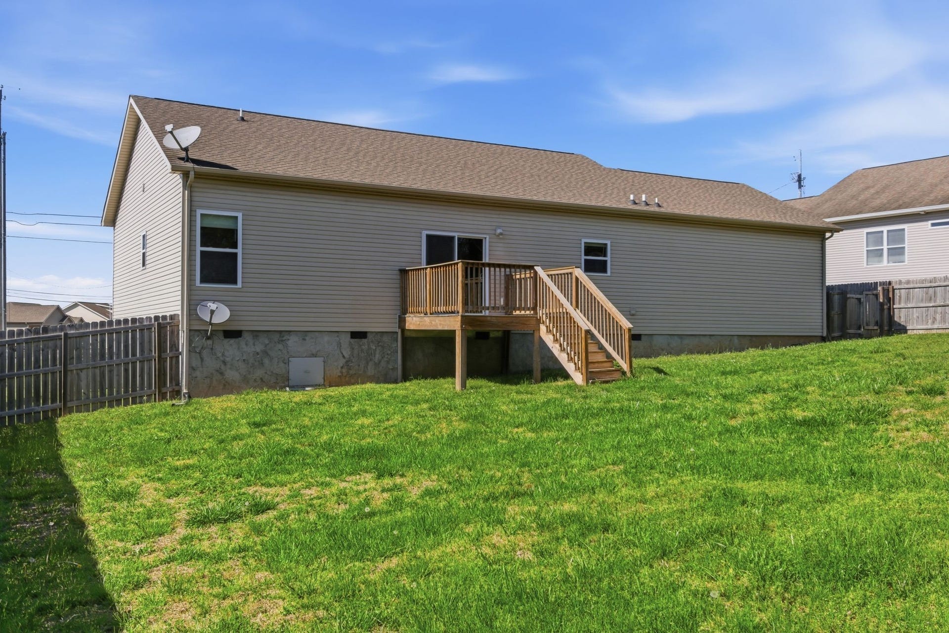 1897 Sheffield Ln, Columbia, TN 38401 1897 Sheffield Ln, Columbia, TN 38401