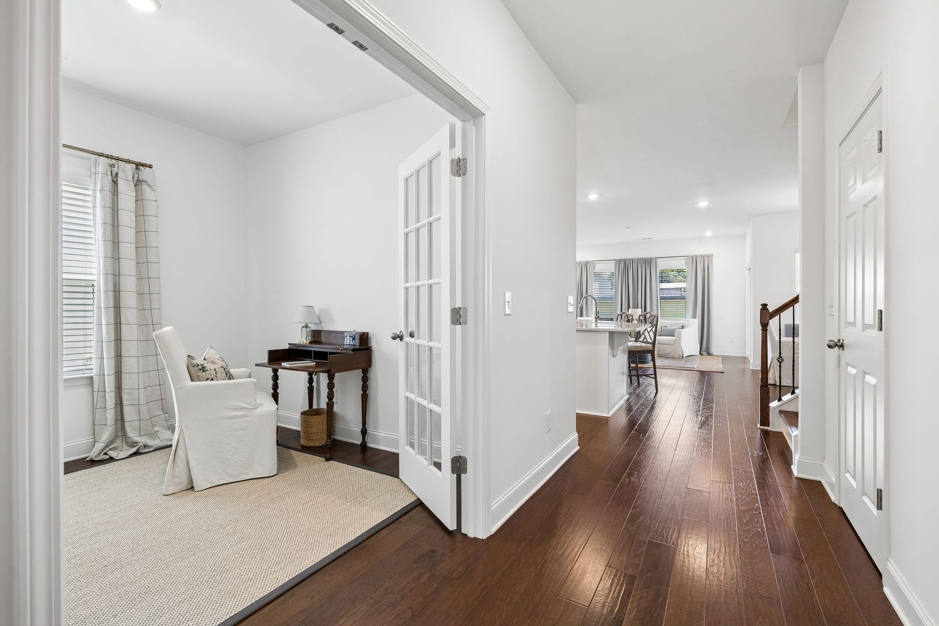 2409 Laurelstone Dr, Murfreesboro, TN 37130 2409 Laurelstone Dr, Murfreesboro, TN 37130