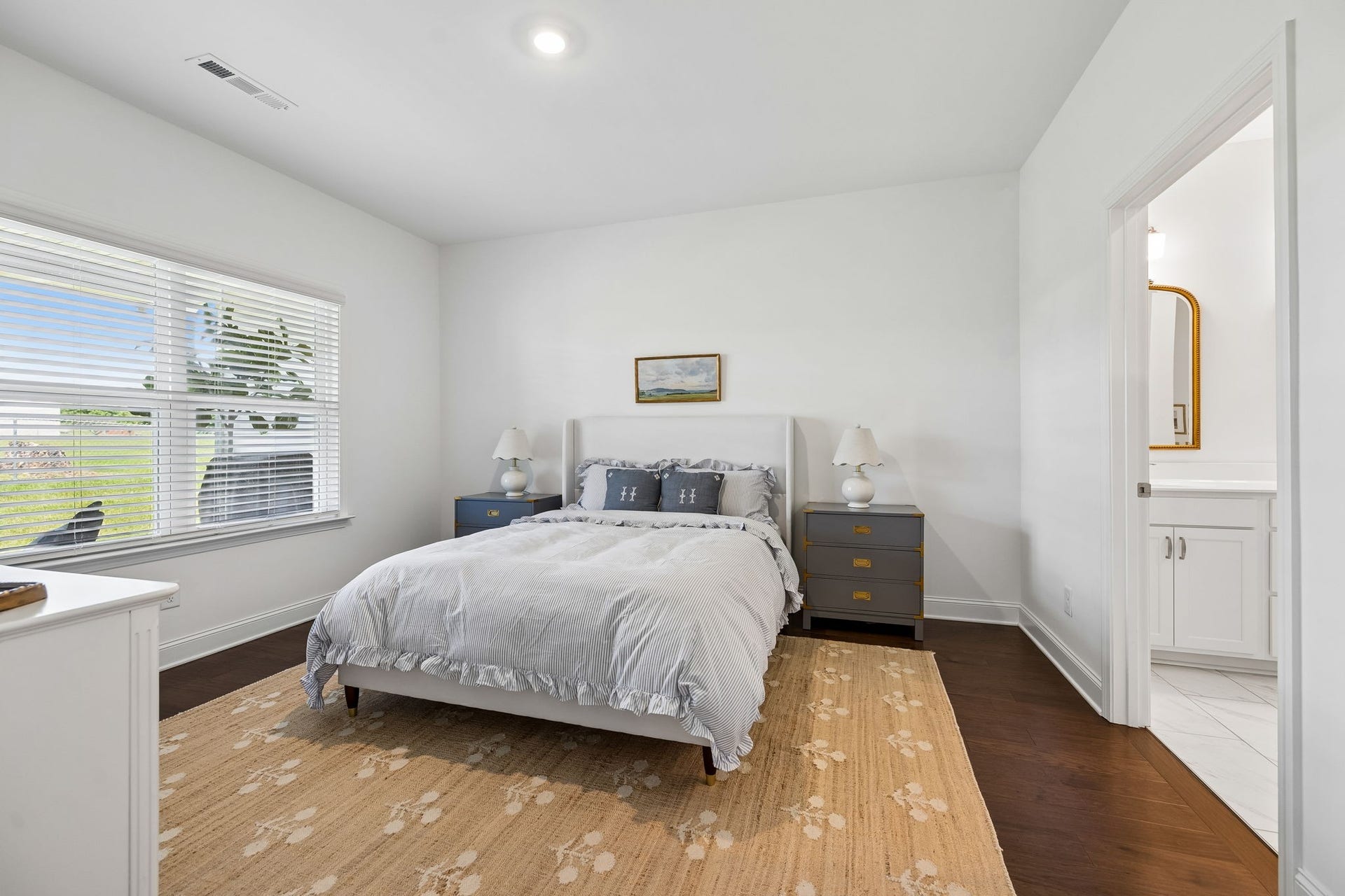 2409 Laurelstone Dr, Murfreesboro, TN 37130 2409 Laurelstone Dr, Murfreesboro, TN 37130
