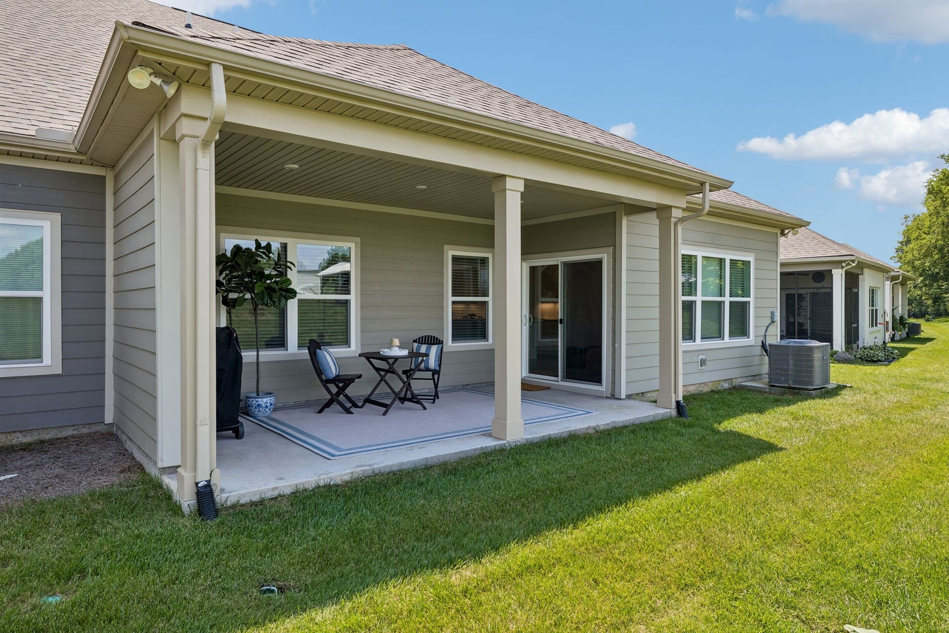 2409 Laurelstone Dr, Murfreesboro, TN 37130 2409 Laurelstone Dr, Murfreesboro, TN 37130