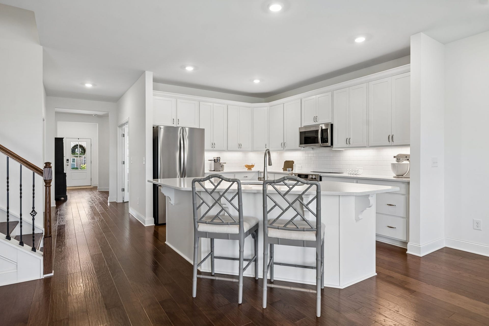 2409 Laurelstone Dr, Murfreesboro, TN 37130 2409 Laurelstone Dr, Murfreesboro, TN 37130
