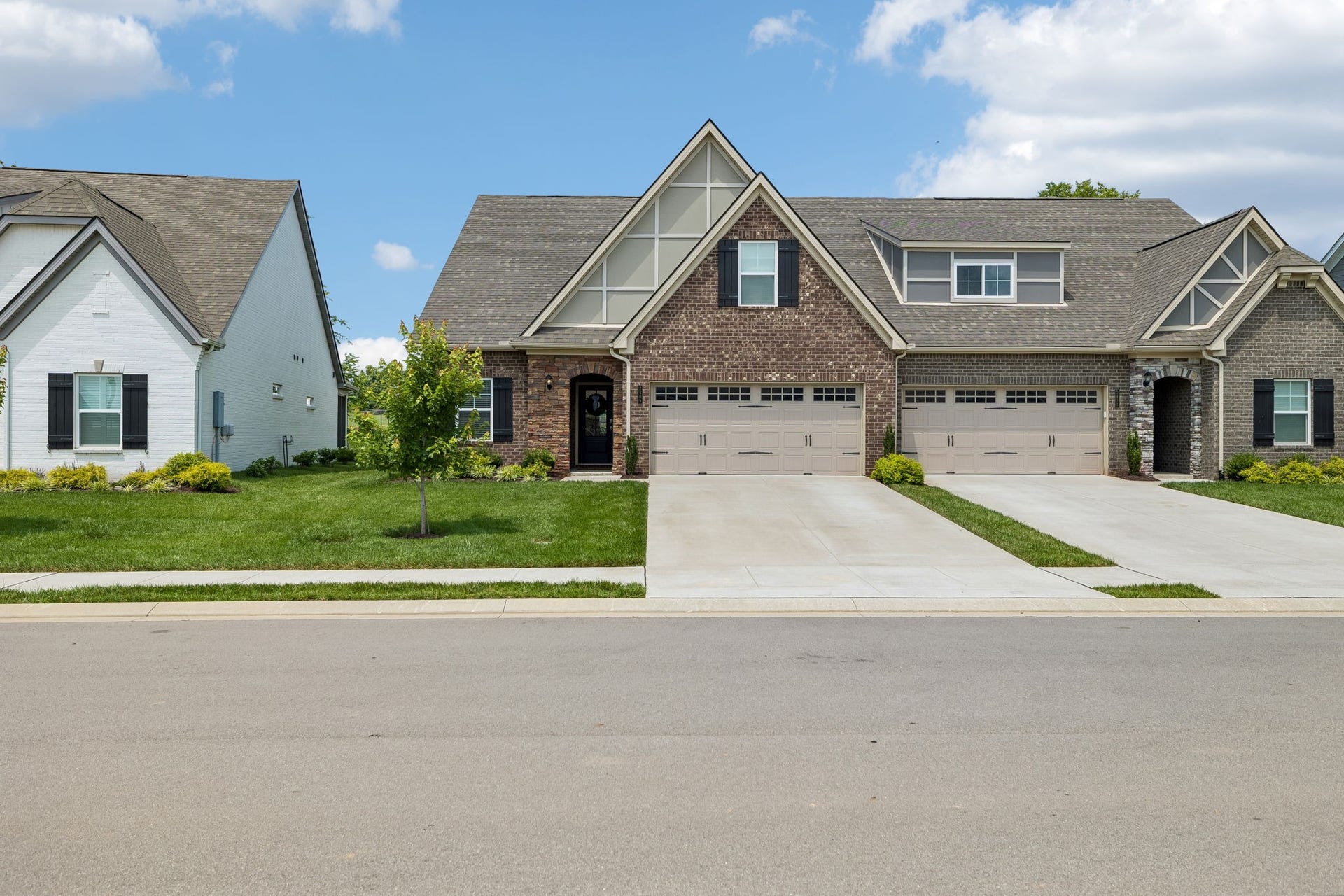 2409 Laurelstone Dr, Murfreesboro, TN 37130 2409 Laurelstone Dr, Murfreesboro, TN 37130