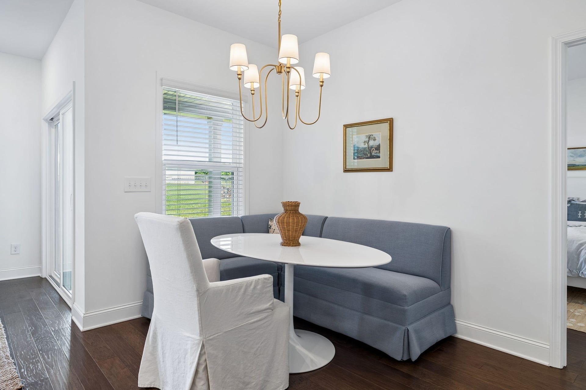 2409 Laurelstone Dr, Murfreesboro, TN 37130 2409 Laurelstone Dr, Murfreesboro, TN 37130