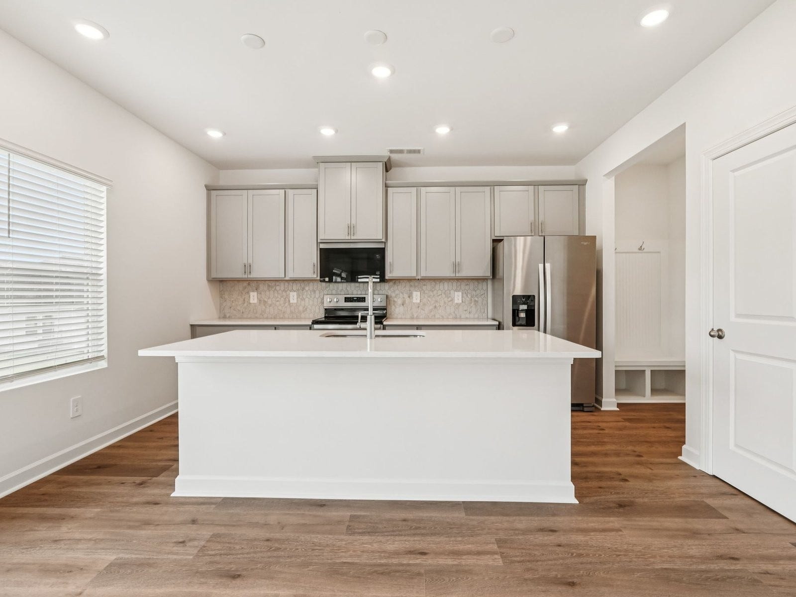 2925 Citrine Drive, Murfreesboro, TN 37127 Photo is not of the actual home, but is an inspirational photo of builders model home and may depict options, furnishings, and/or decorator features that are not included