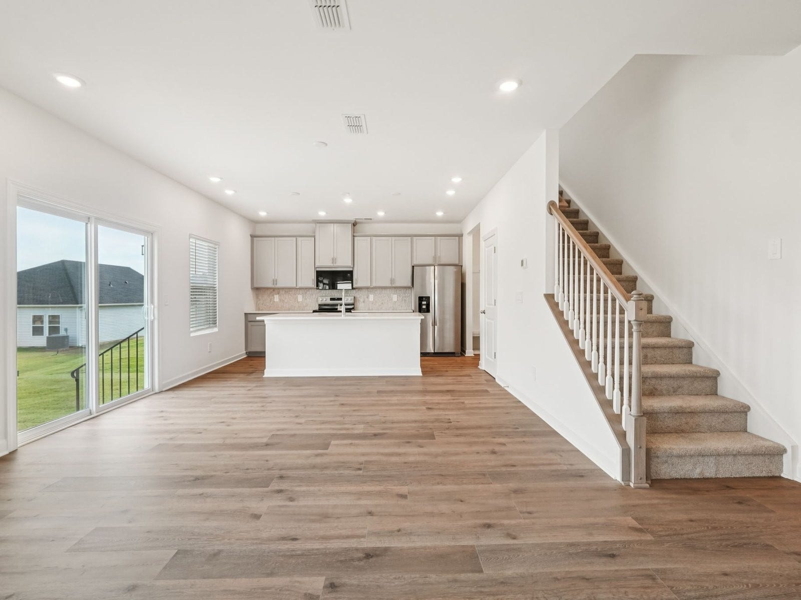 2925 Citrine Drive, Murfreesboro, TN 37127 Photo is not of the actual home, but is an inspirational photo of builders model home and may depict options, furnishings, and/or decorator features that are not included