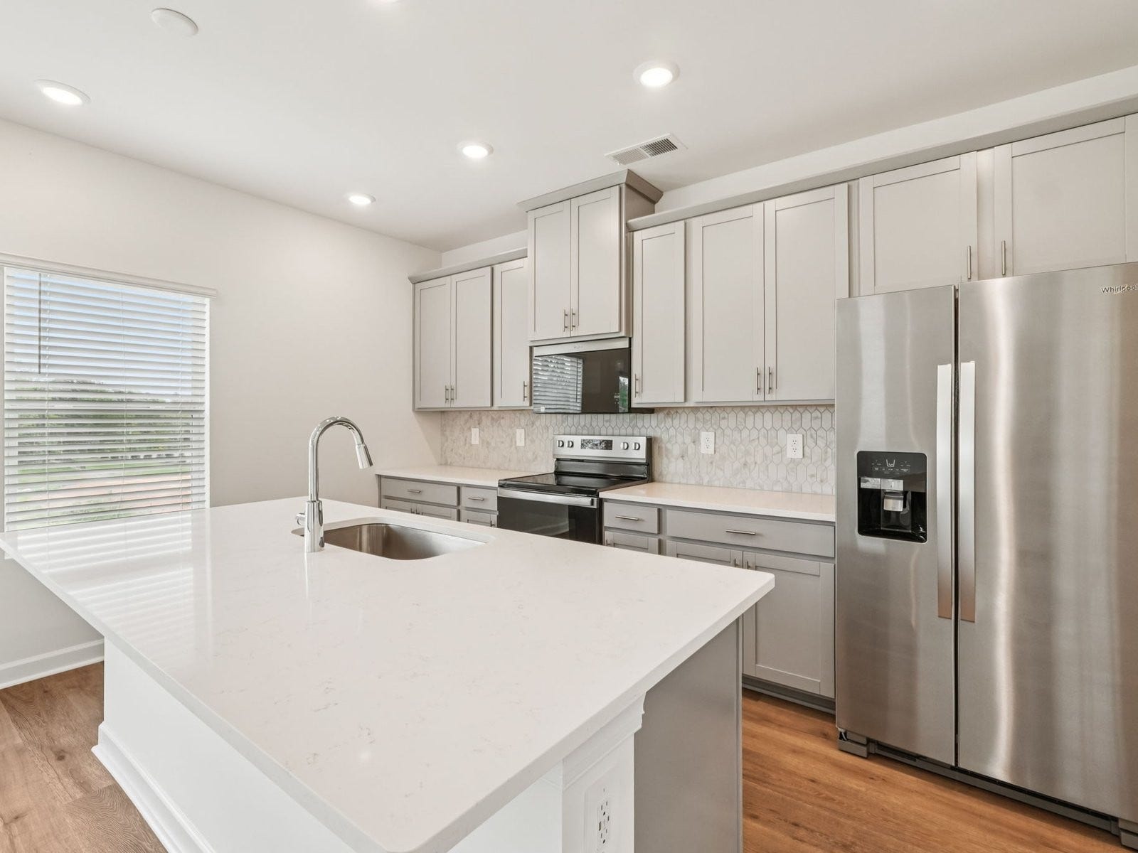 2925 Citrine Drive, Murfreesboro, TN 37127 Photo is not of the actual home, but is an inspirational photo of builders model home and may depict options, furnishings, and/or decorator features that are not included