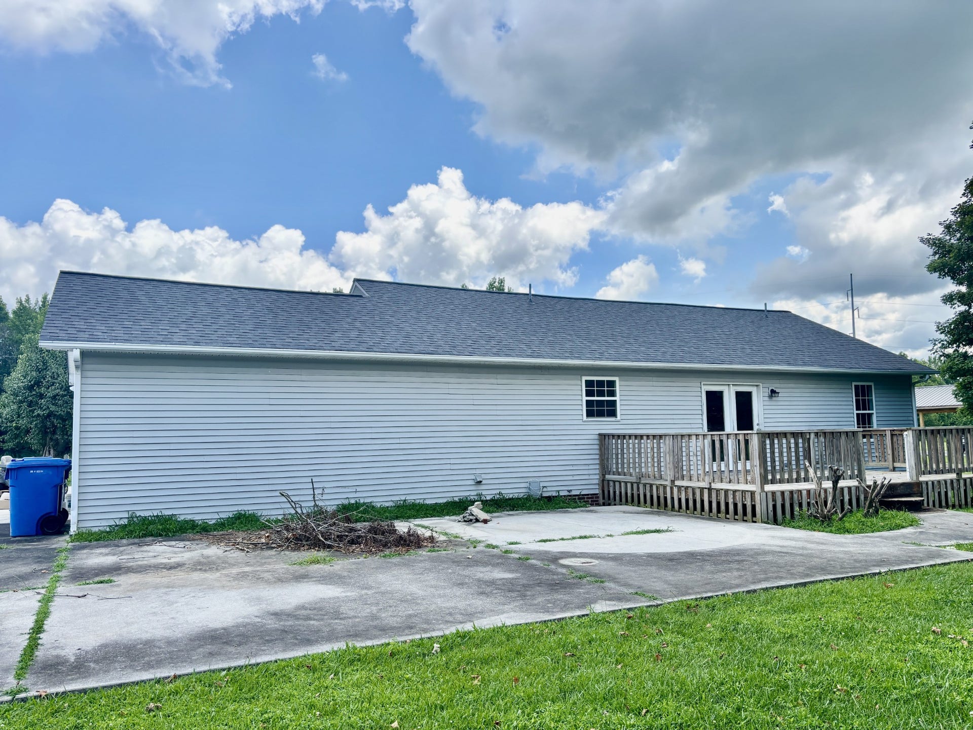 150 Benson Rd, Manchester, TN 37355 150 Benson Rd, Manchester, TN 37355