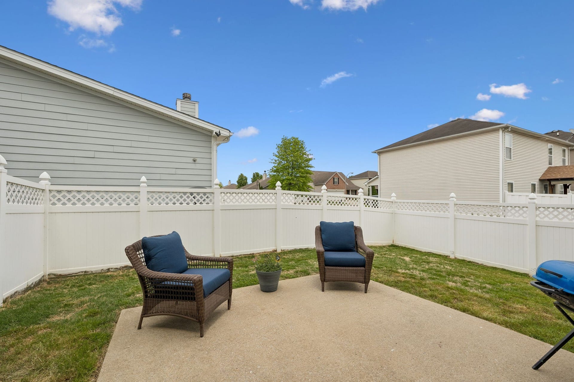 3444 Blaze Dr, Murfreesboro, TN 37128 Privacy Fenced Backyard