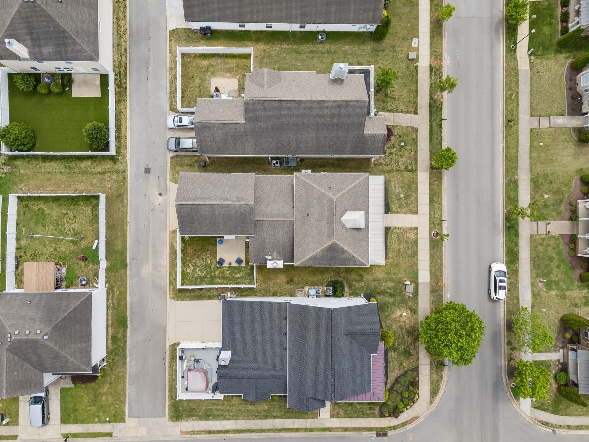 3444 Blaze Dr, Murfreesboro, TN 37128 Alley access to two car garage