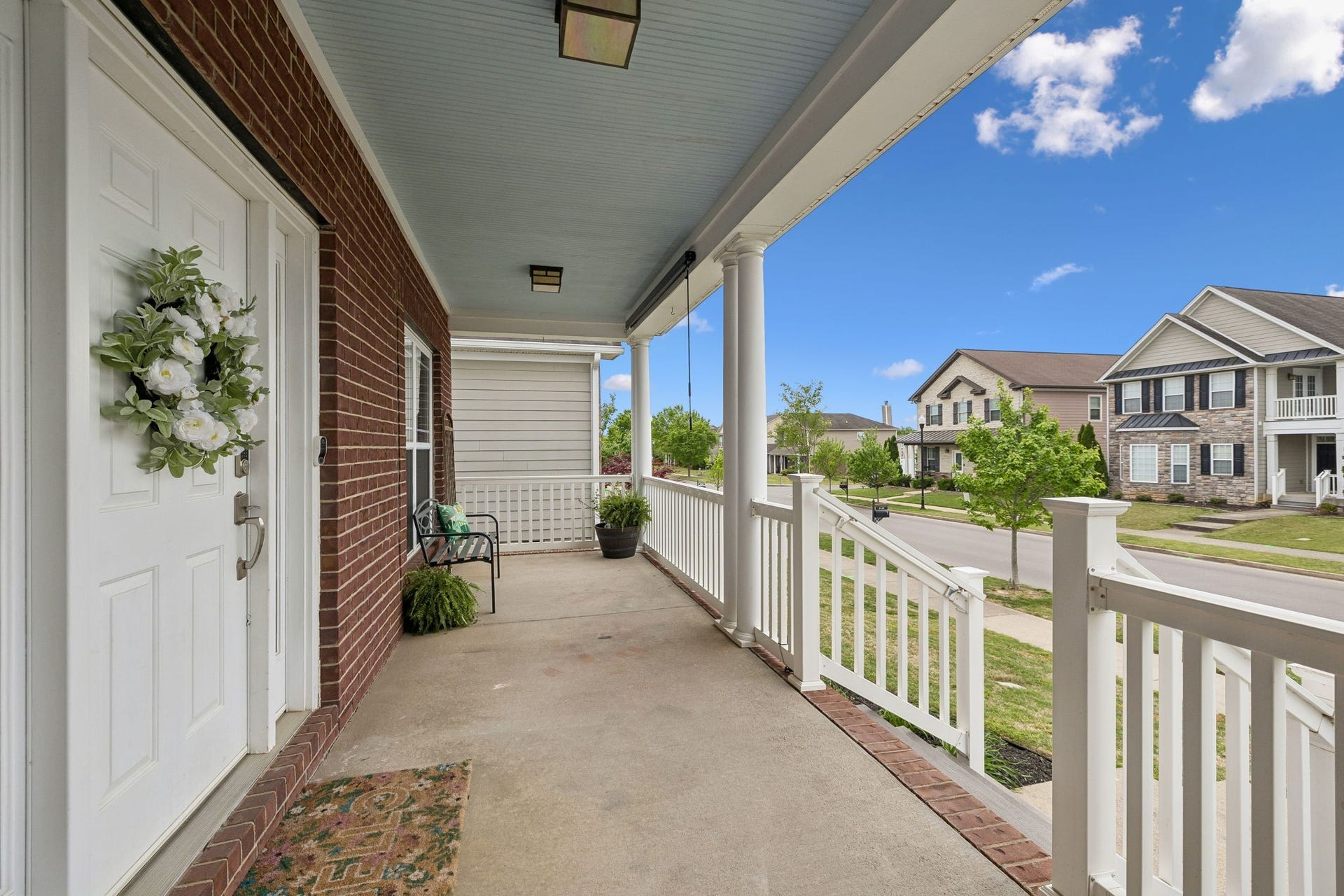 3444 Blaze Dr, Murfreesboro, TN 37128 HUGE Front Porch - Come sit a spell and have some Sweet Tea!