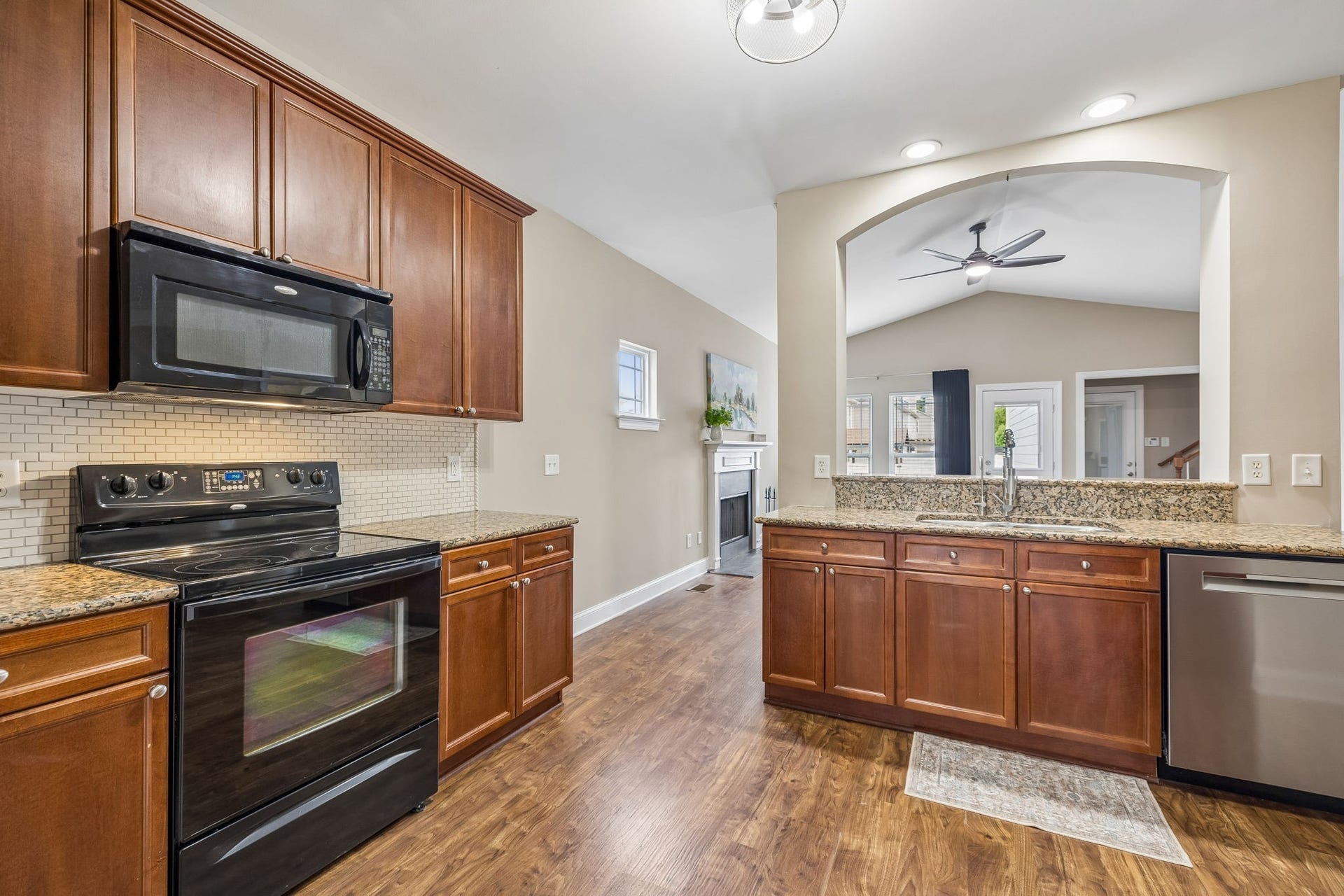 3444 Blaze Dr, Murfreesboro, TN 37128 3444 Blaze Dr, Murfreesboro, TN 37128