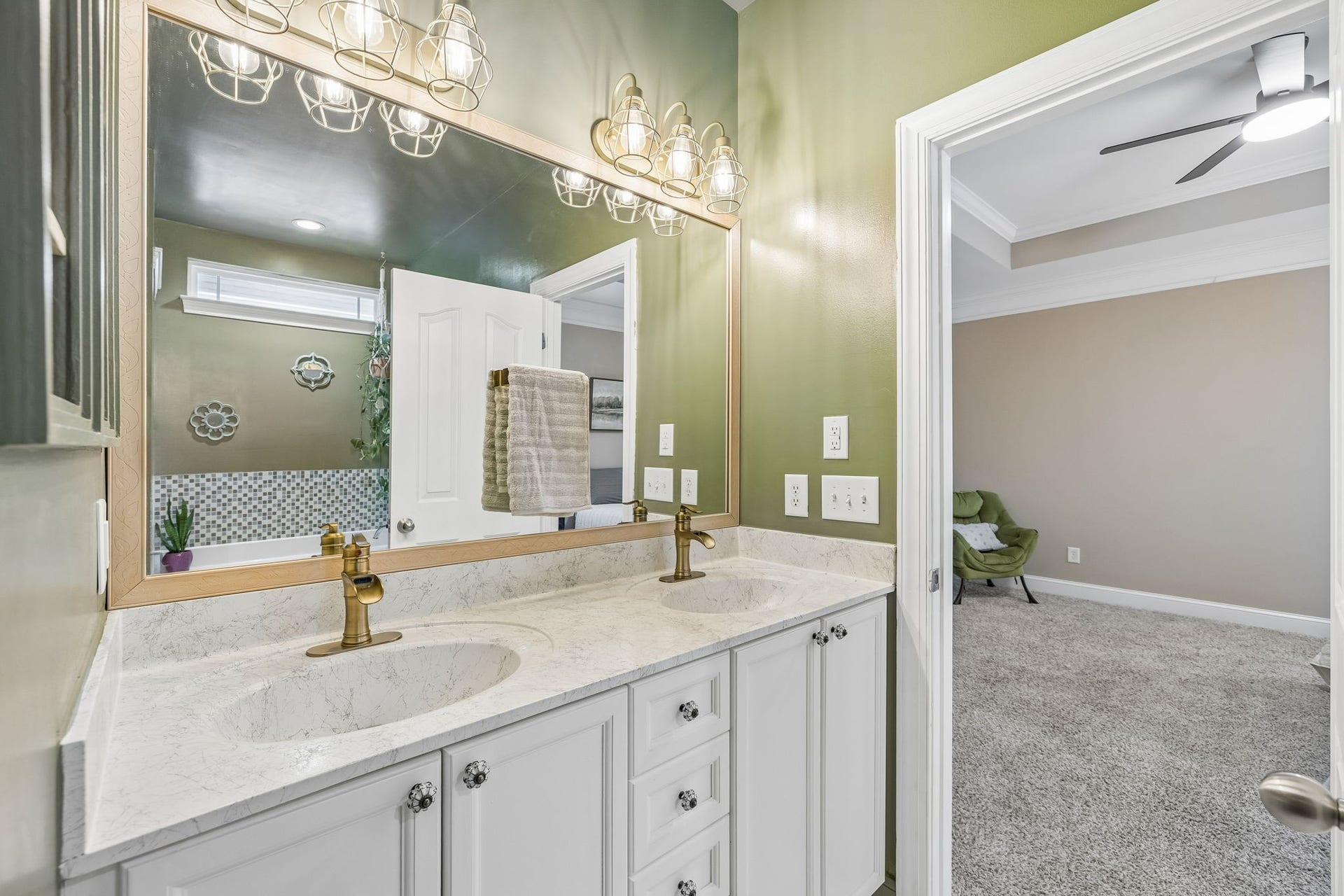 3444 Blaze Dr, Murfreesboro, TN 37128 3444 Blaze Dr, Murfreesboro, TN 37128