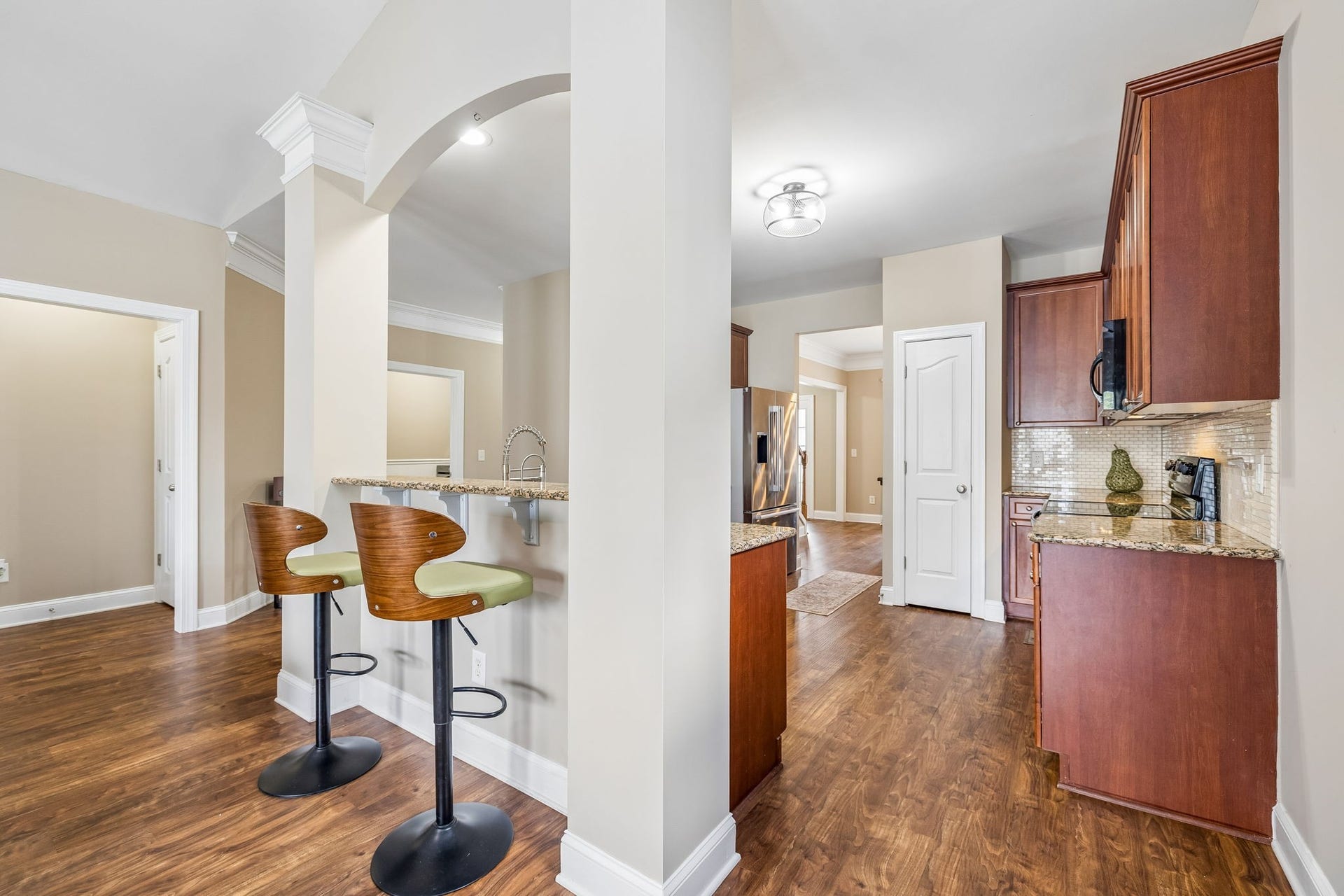 3444 Blaze Dr, Murfreesboro, TN 37128 Large Open Kitchen with Pantry, Granite Countertops and bar area