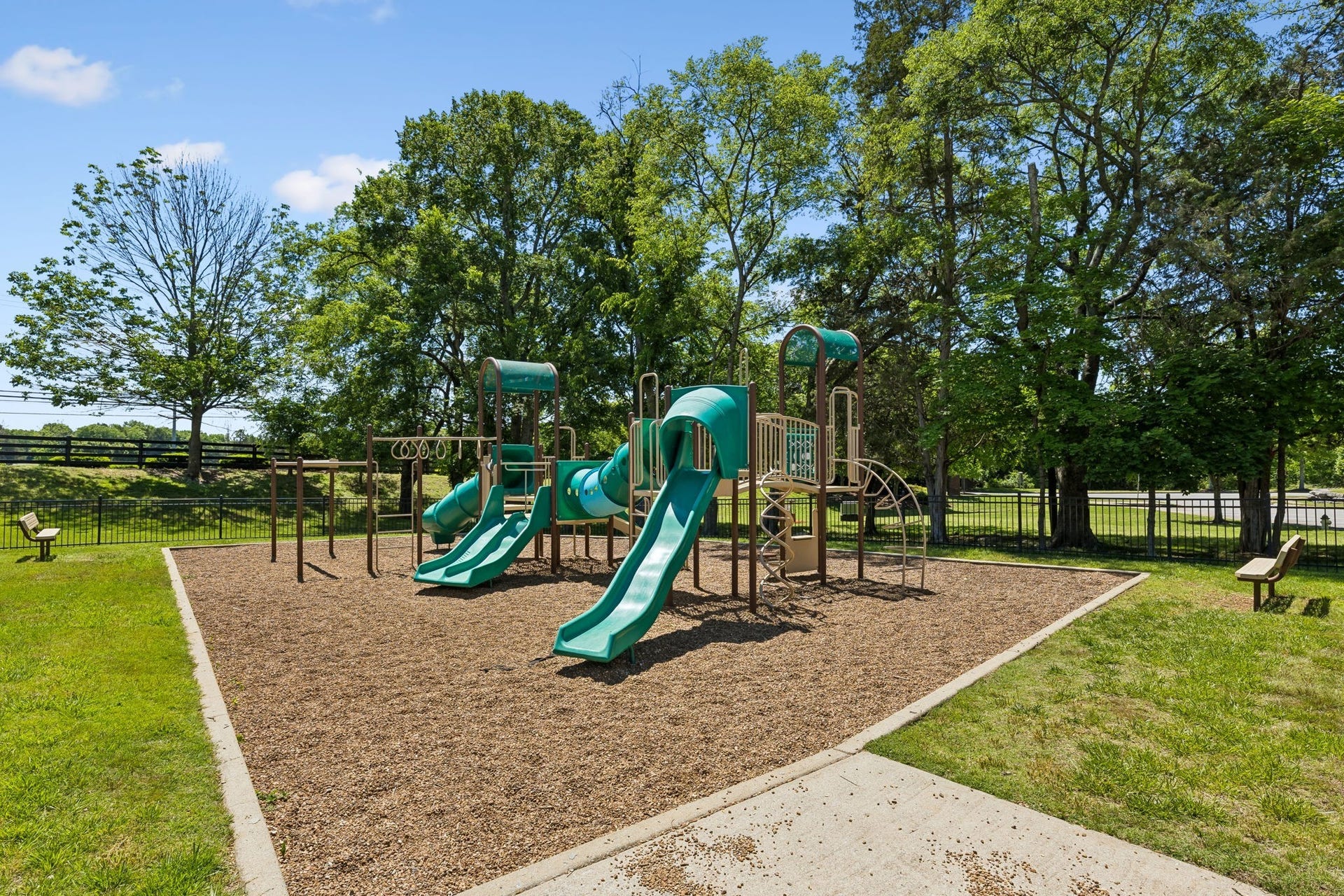 3444 Blaze Dr, Murfreesboro, TN 37128 3444 Blaze Dr, Murfreesboro, TN 37128
