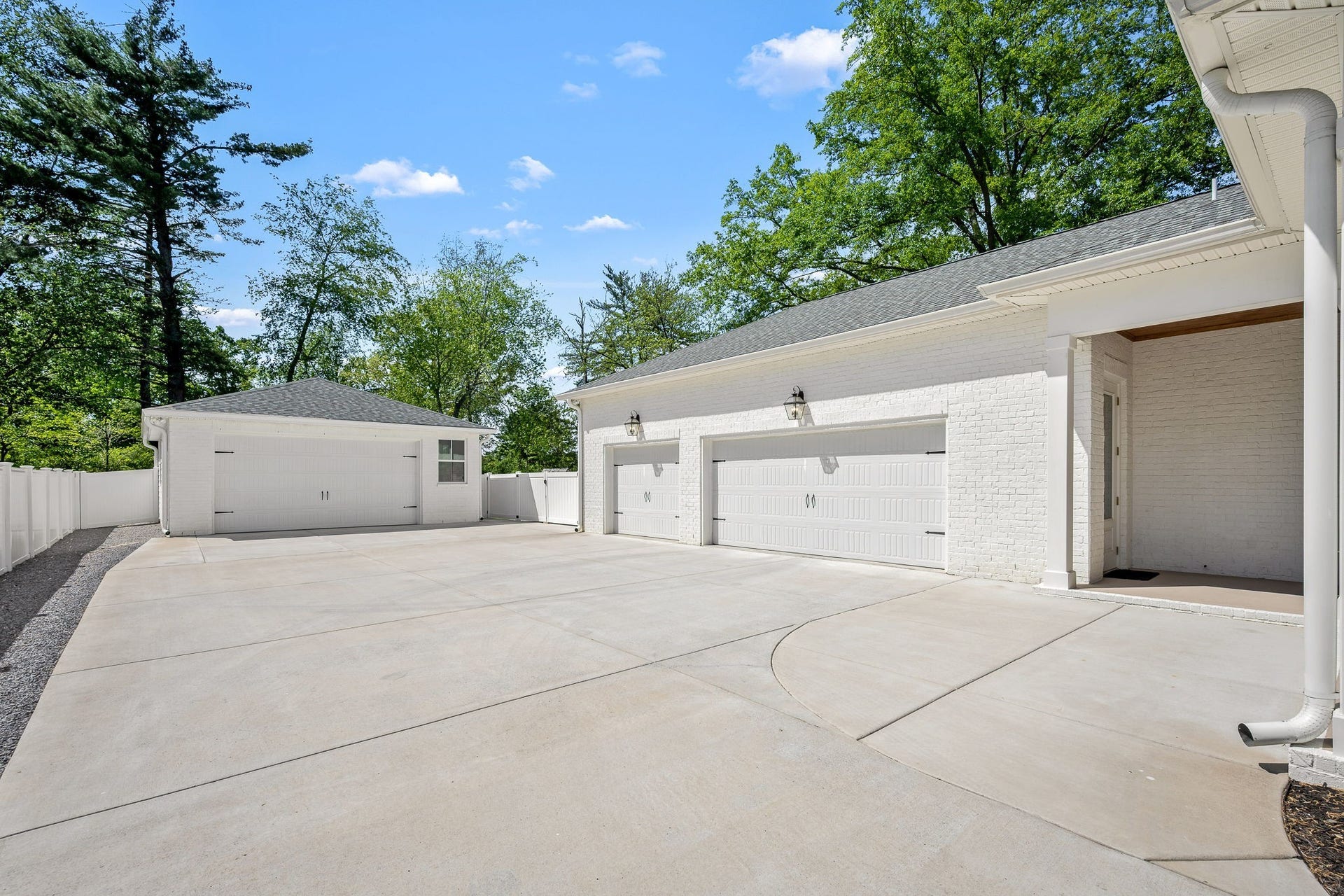 406 Minerva Dr, Murfreesboro, TN 37130 406 Minerva Dr, Murfreesboro, TN 37130