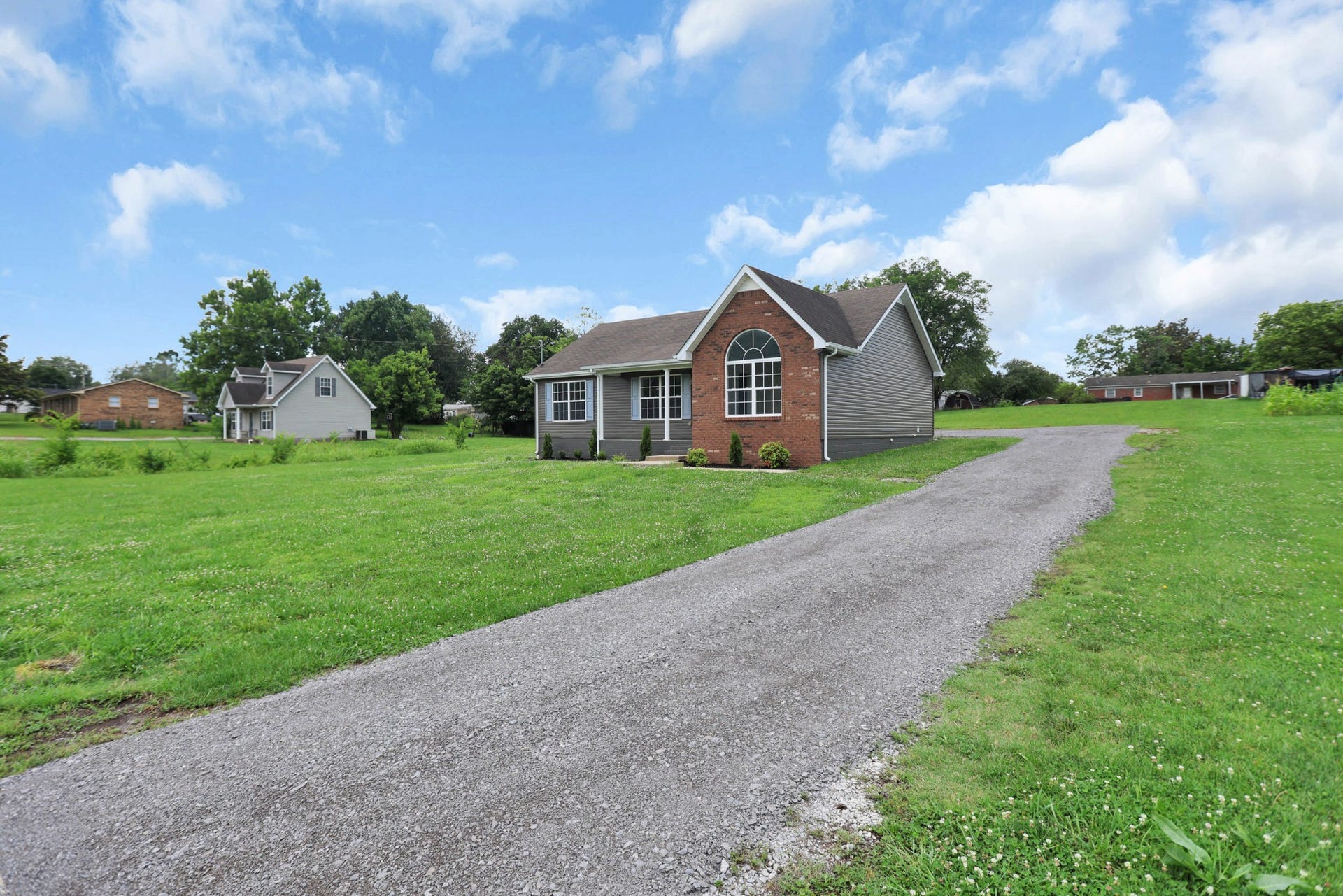 307 Shadow Dr, Shelbyville, TN 37160 307 Shadow Dr, Shelbyville, TN 37160