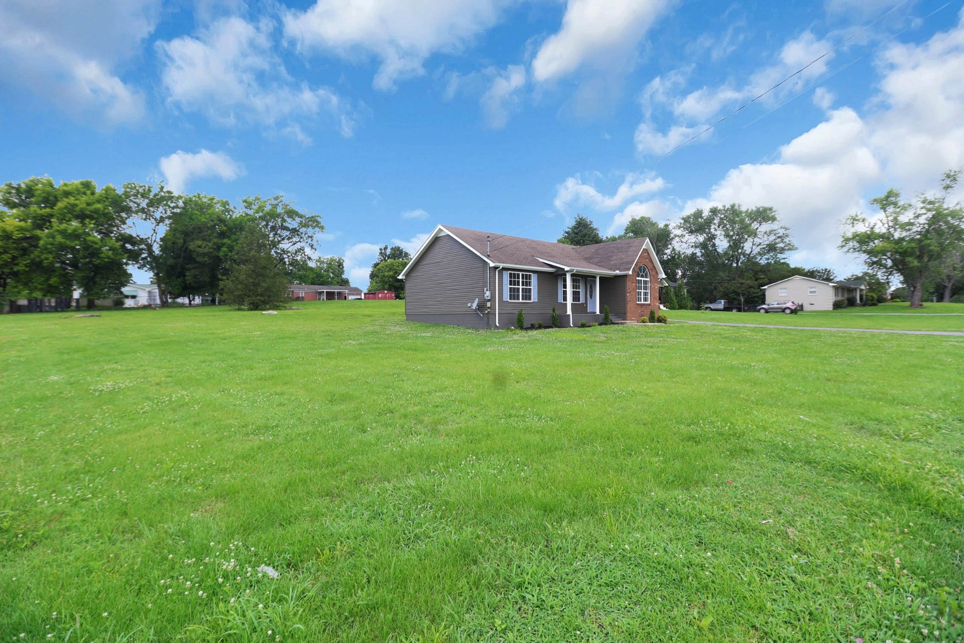 307 Shadow Dr, Shelbyville, TN 37160 307 Shadow Dr, Shelbyville, TN 37160