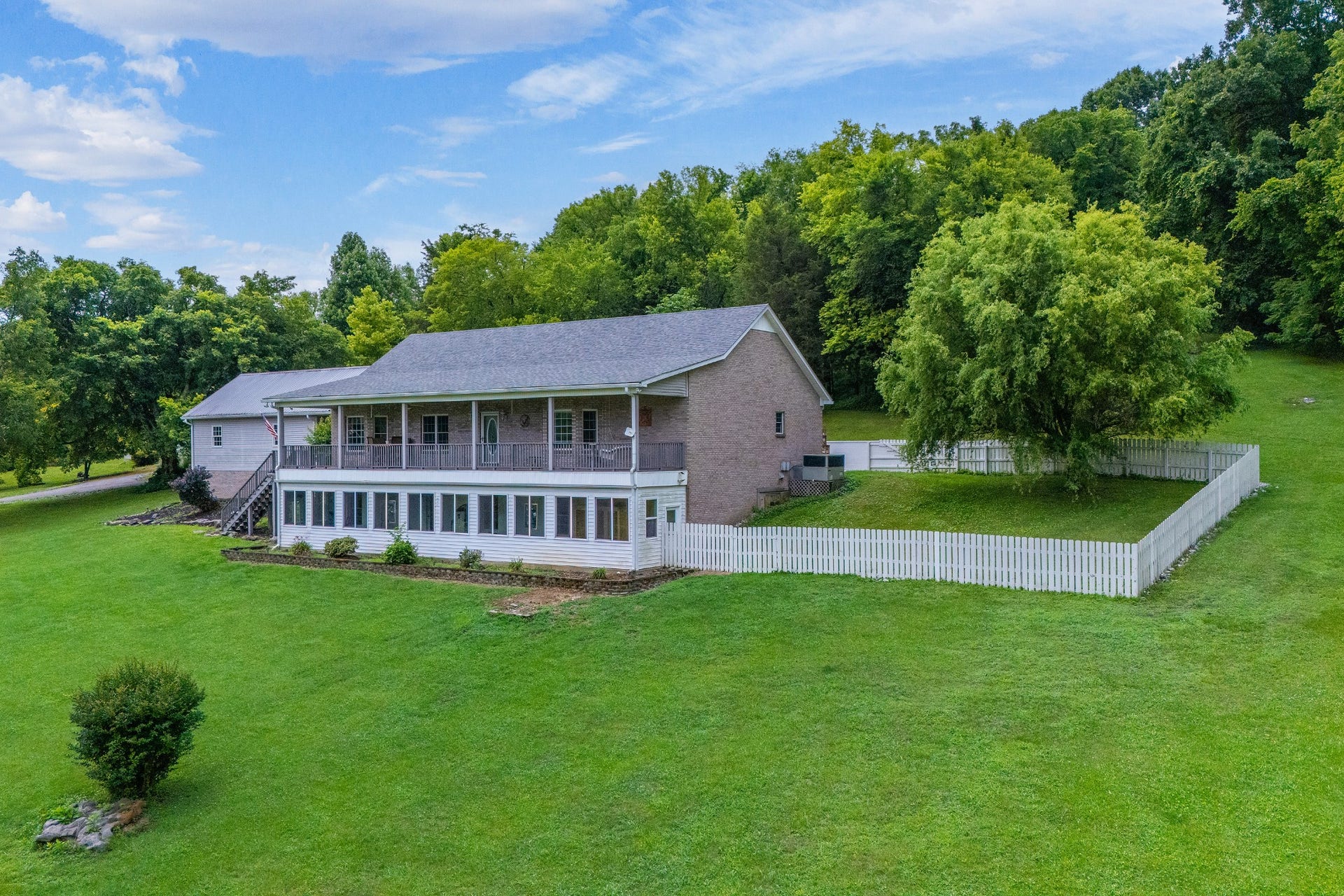 769 Happy Valley Rd, Bell Buckle, TN 37020 769 Happy Valley Rd, Bell Buckle, TN 37020
