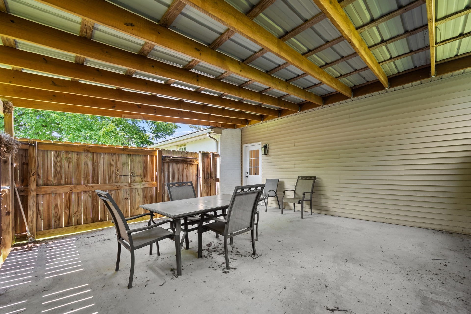 203 Freeman Dr, Lewisburg, TN 37091 203 Freeman Dr, Lewisburg, TN 37091