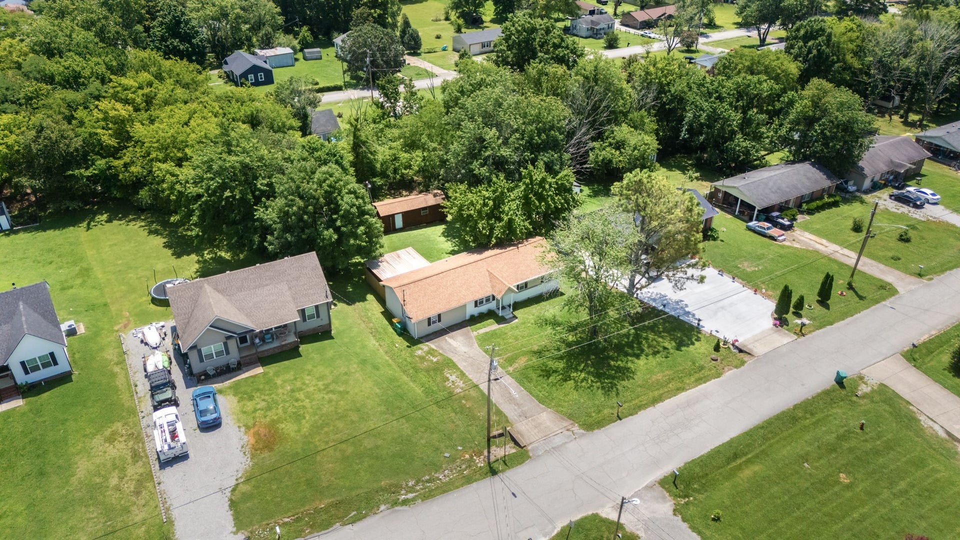 203 Freeman Dr, Lewisburg, TN 37091 203 Freeman Dr, Lewisburg, TN 37091