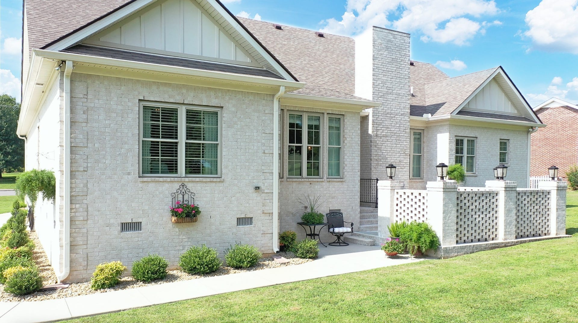 204 Green Hills Dr, Shelbyville, TN 37160 204 Green Hills Dr, Shelbyville, TN 37160