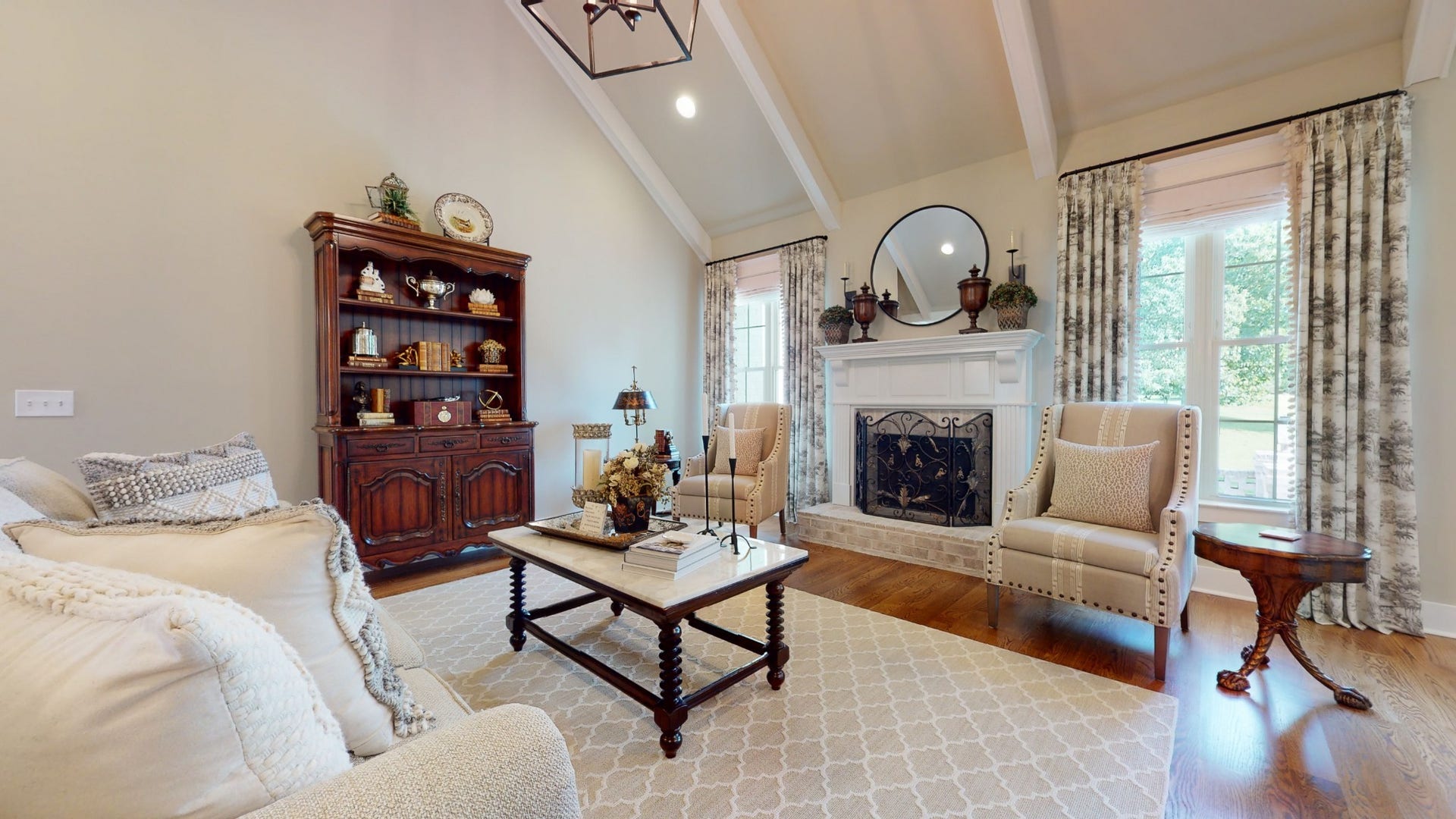 204 Green Hills Dr, Shelbyville, TN 37160 204 Green Hills Dr, Shelbyville, TN 37160
