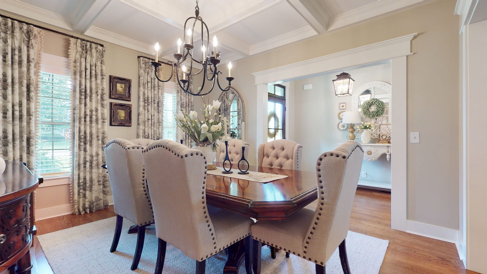 204 Green Hills Dr, Shelbyville, TN 37160 Previous Dining Set