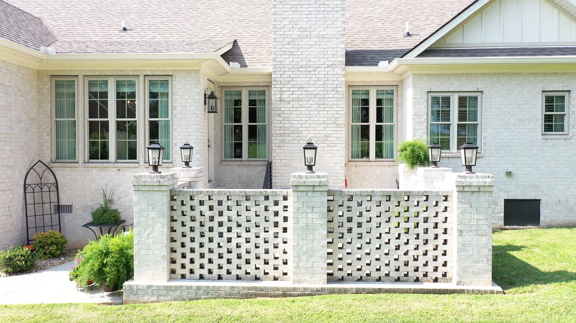 204 Green Hills Dr, Shelbyville, TN 37160 204 Green Hills Dr, Shelbyville, TN 37160