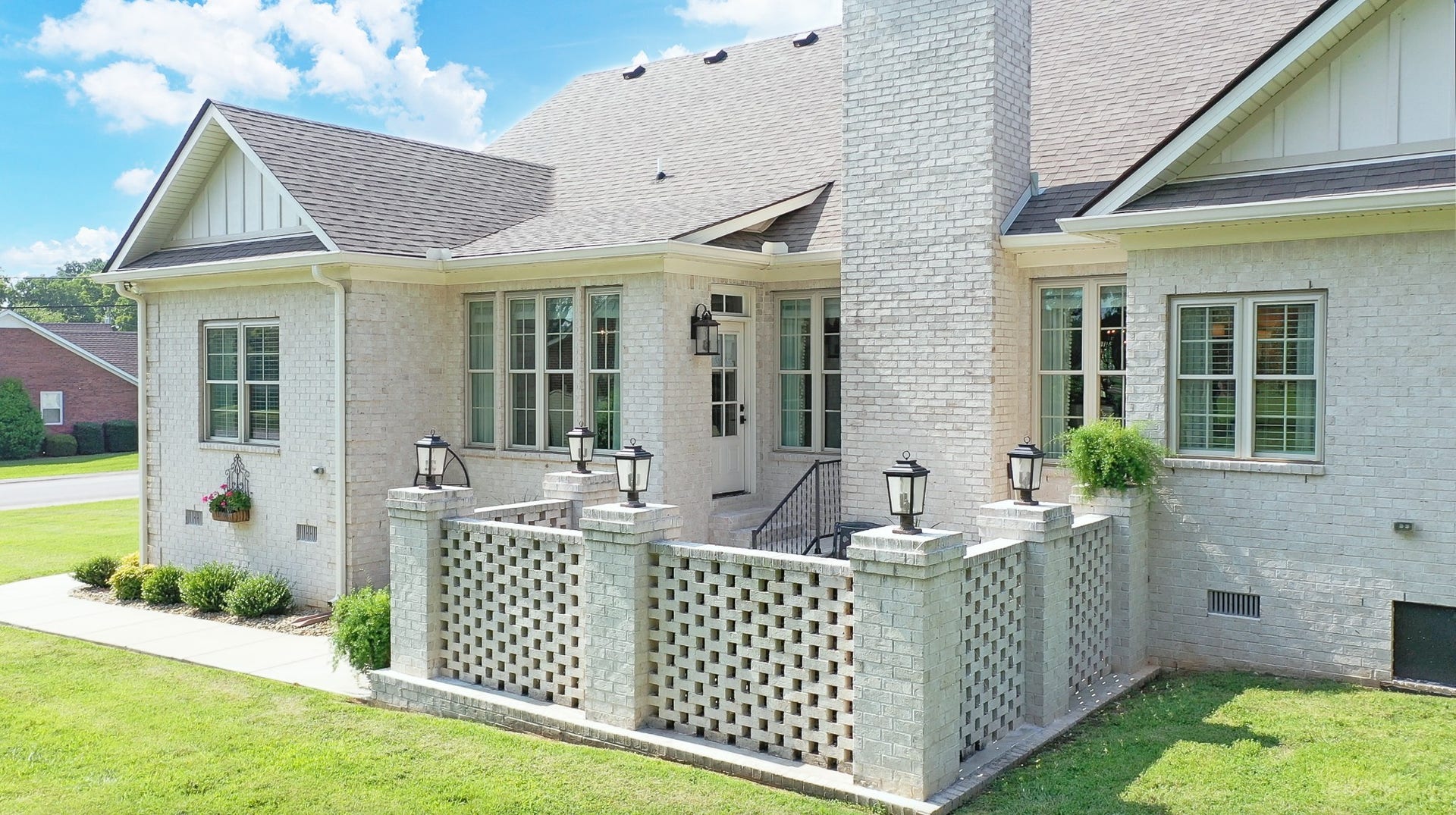 204 Green Hills Dr, Shelbyville, TN 37160 204 Green Hills Dr, Shelbyville, TN 37160