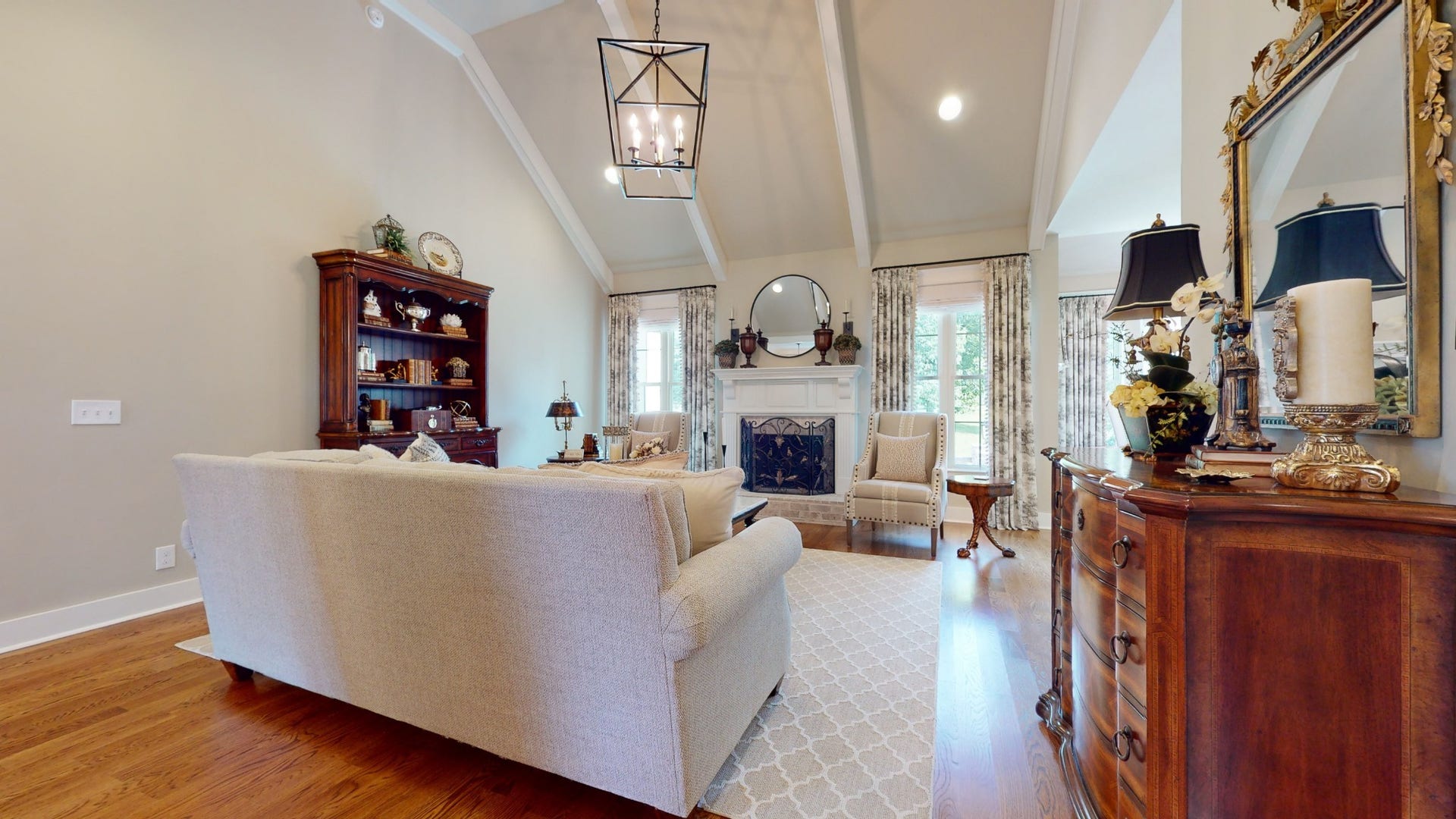 204 Green Hills Dr, Shelbyville, TN 37160 204 Green Hills Dr, Shelbyville, TN 37160