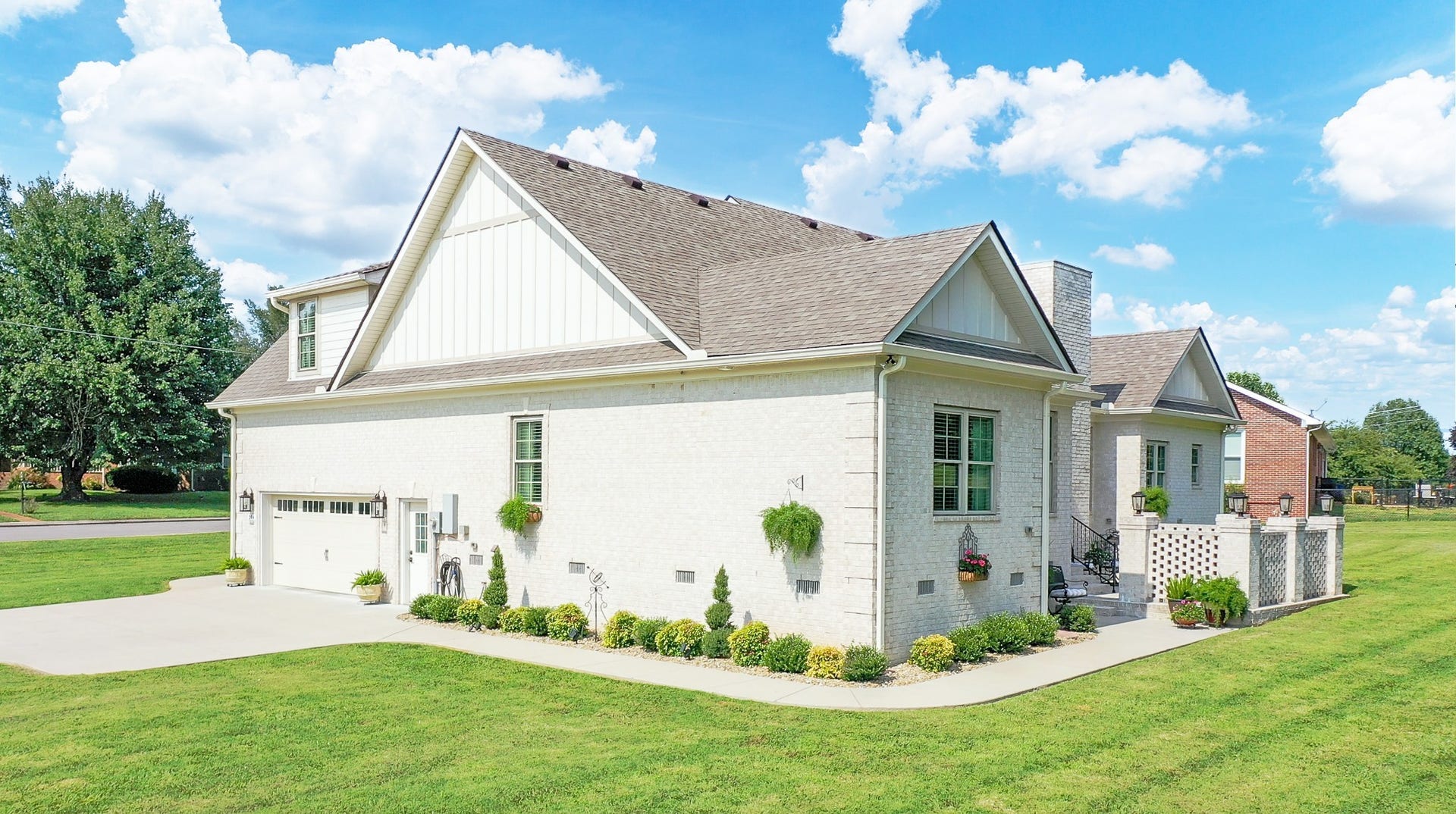 204 Green Hills Dr, Shelbyville, TN 37160 204 Green Hills Dr, Shelbyville, TN 37160