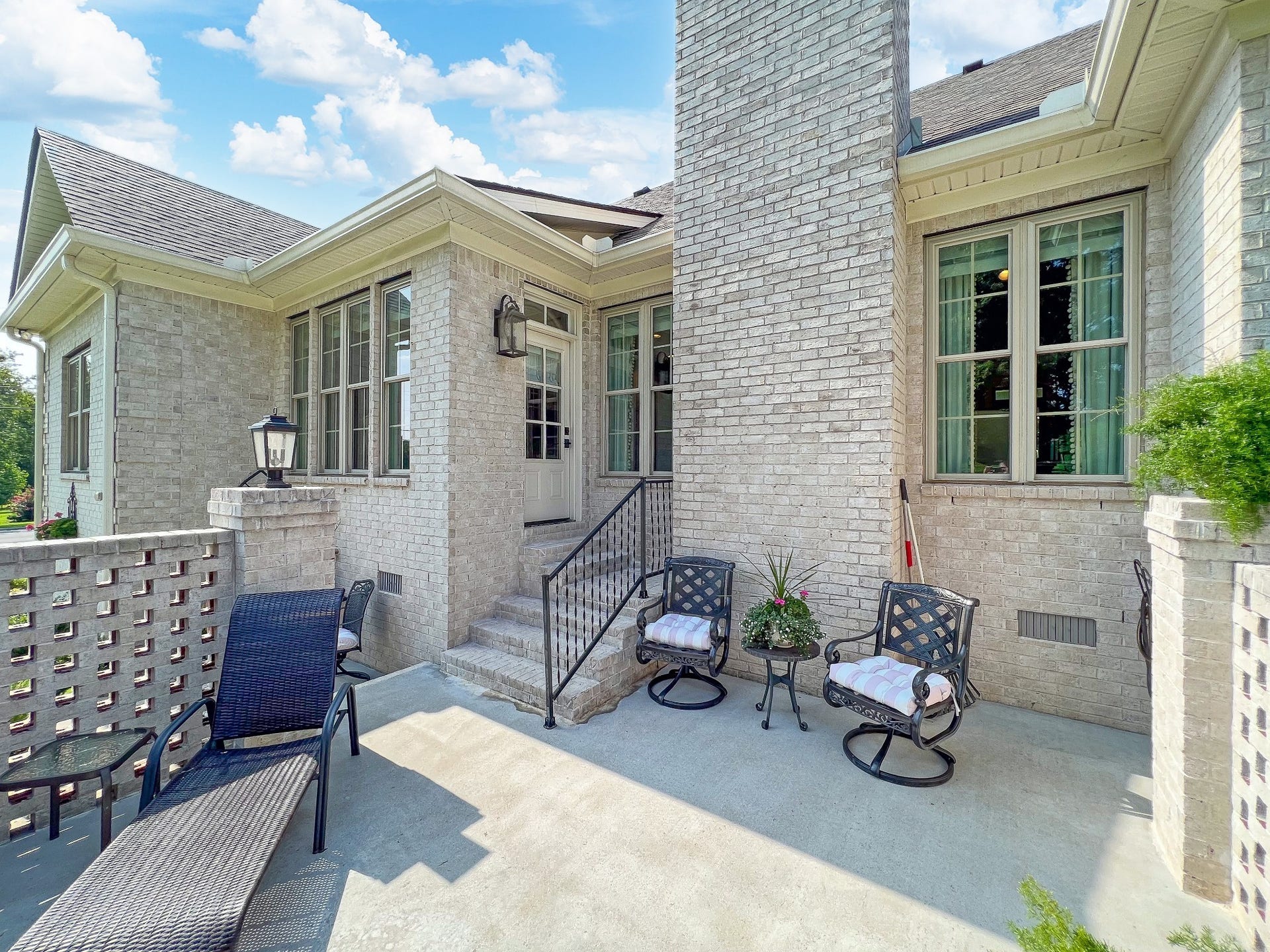 204 Green Hills Dr, Shelbyville, TN 37160 204 Green Hills Dr, Shelbyville, TN 37160