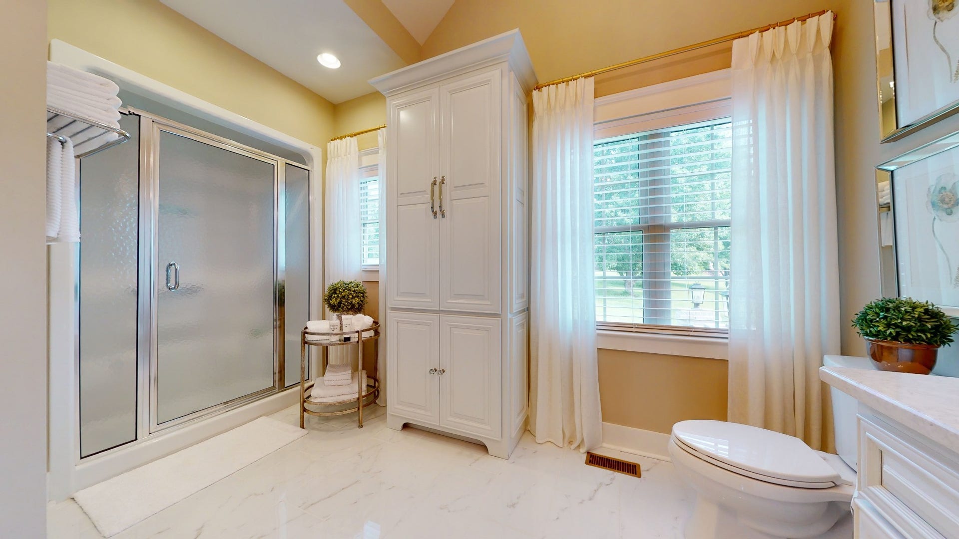 204 Green Hills Dr, Shelbyville, TN 37160 204 Green Hills Dr, Shelbyville, TN 37160