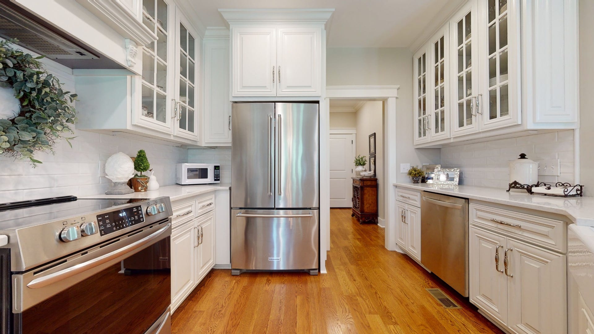 204 Green Hills Dr, Shelbyville, TN 37160 204 Green Hills Dr, Shelbyville, TN 37160