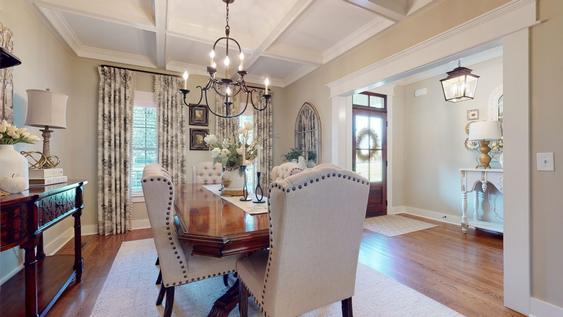 204 Green Hills Dr, Shelbyville, TN 37160 Previous Dining Set