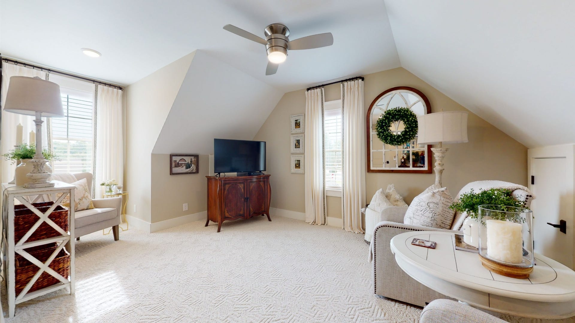 204 Green Hills Dr, Shelbyville, TN 37160 204 Green Hills Dr, Shelbyville, TN 37160